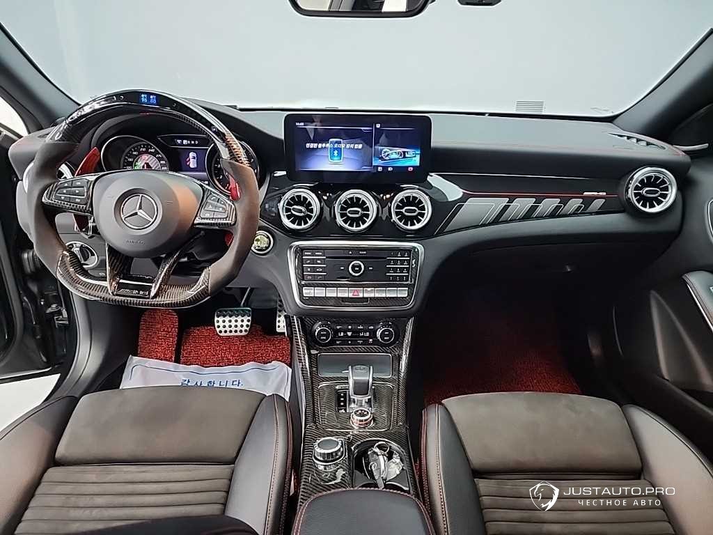 Автомобиль Mercedes-Benz GLA-Class