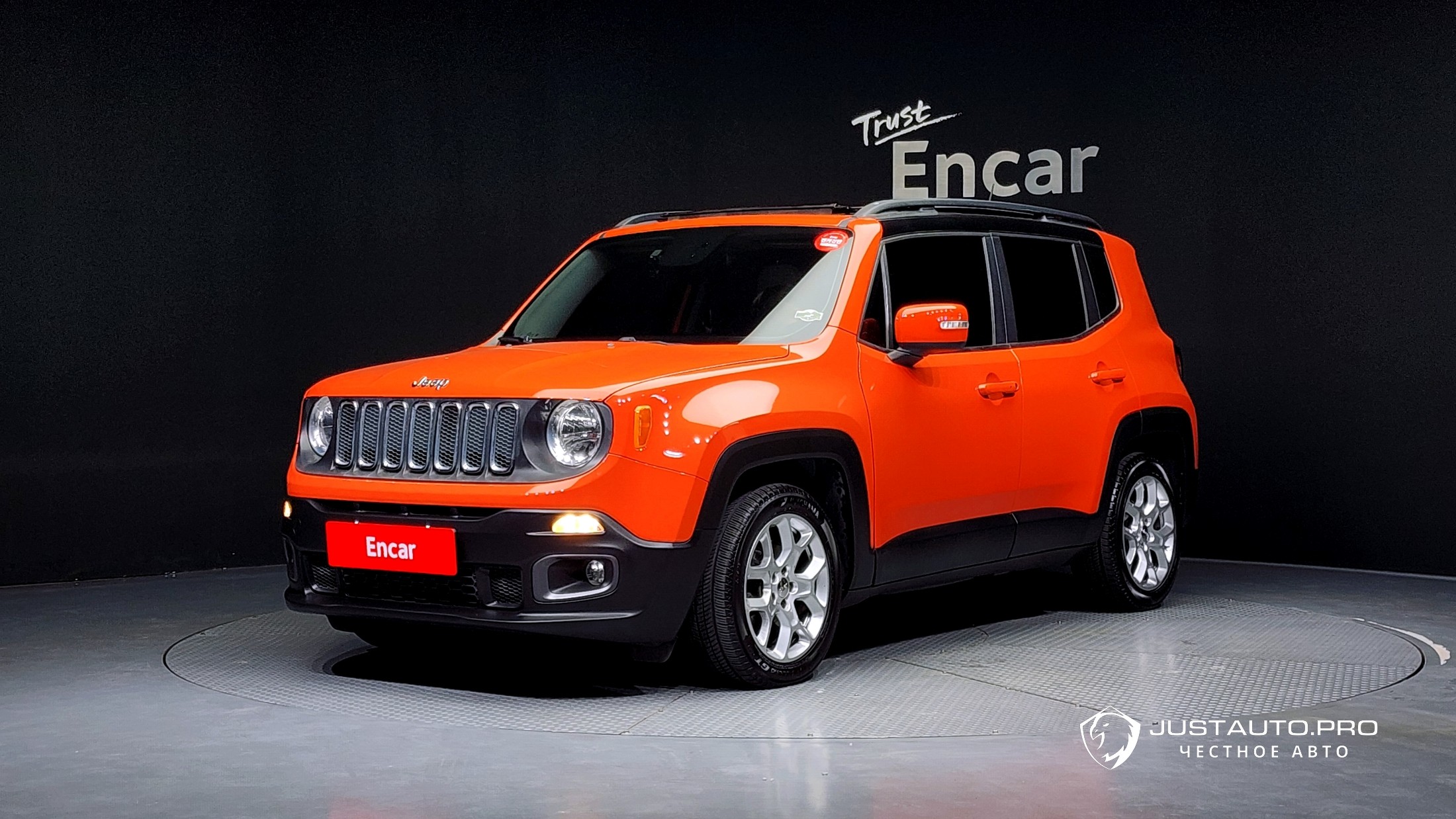 Автомобиль Jeep Renegade