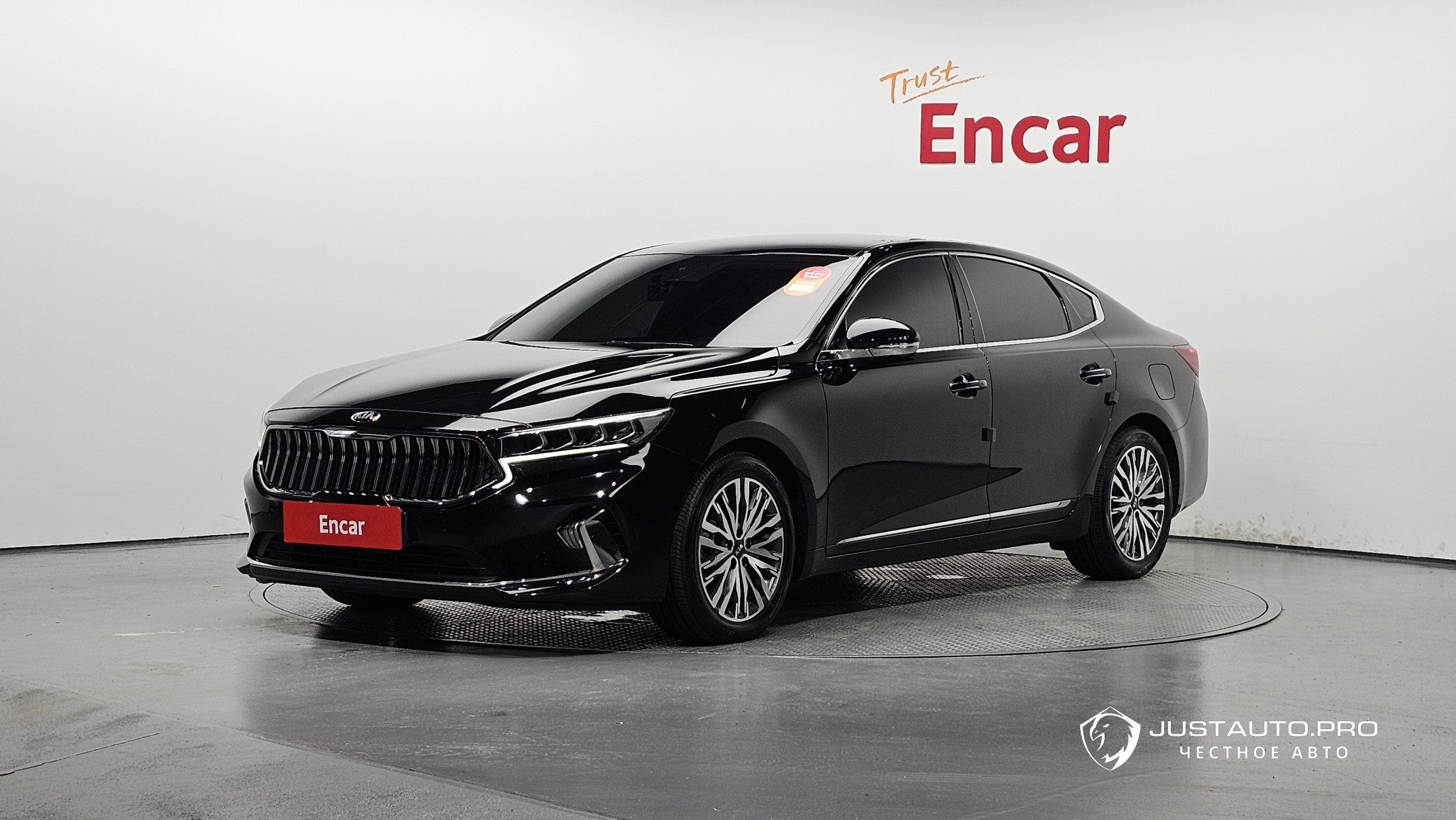 Автомобиль Kia K7