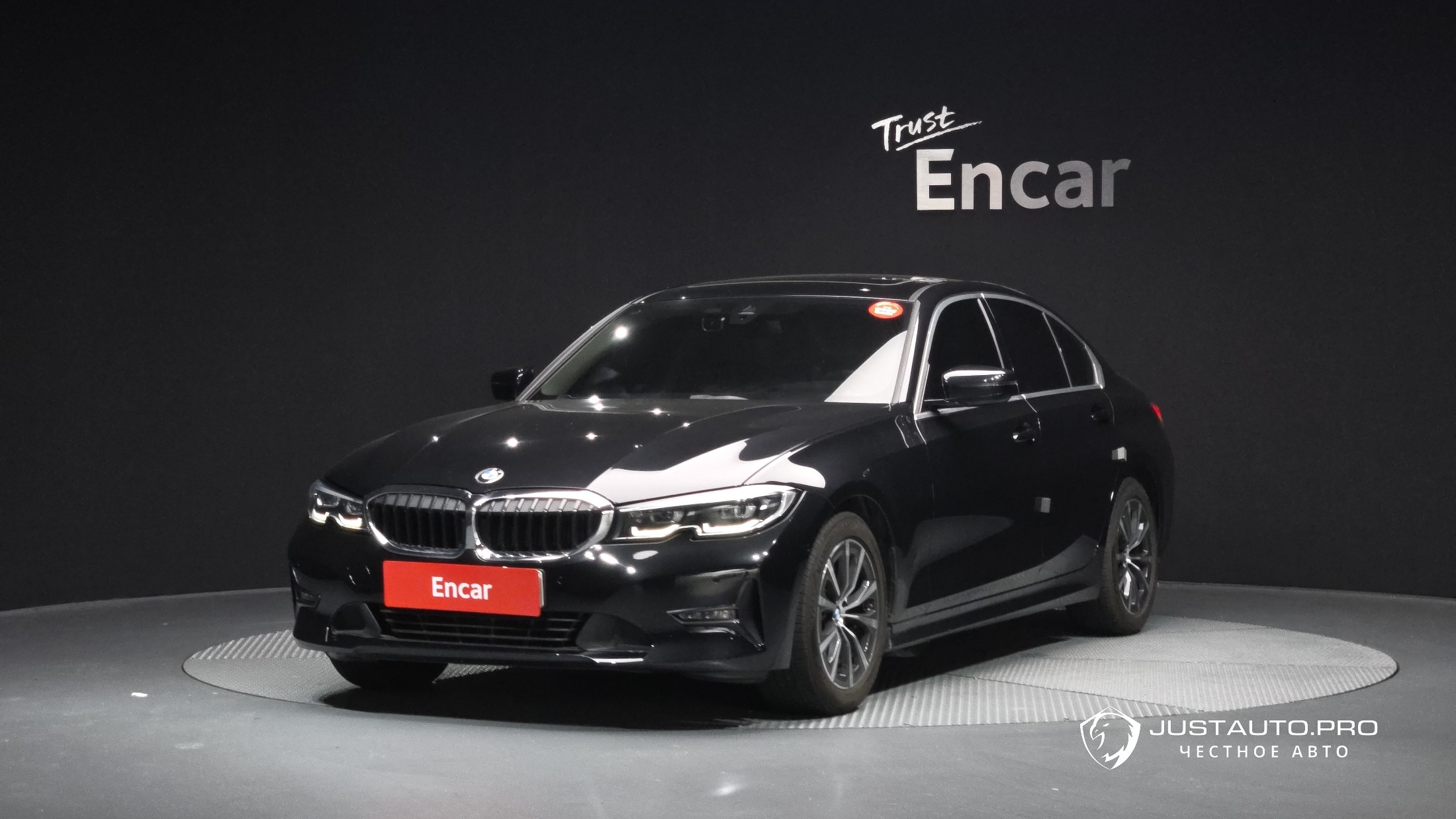 Автомобиль BMW 3-Series
