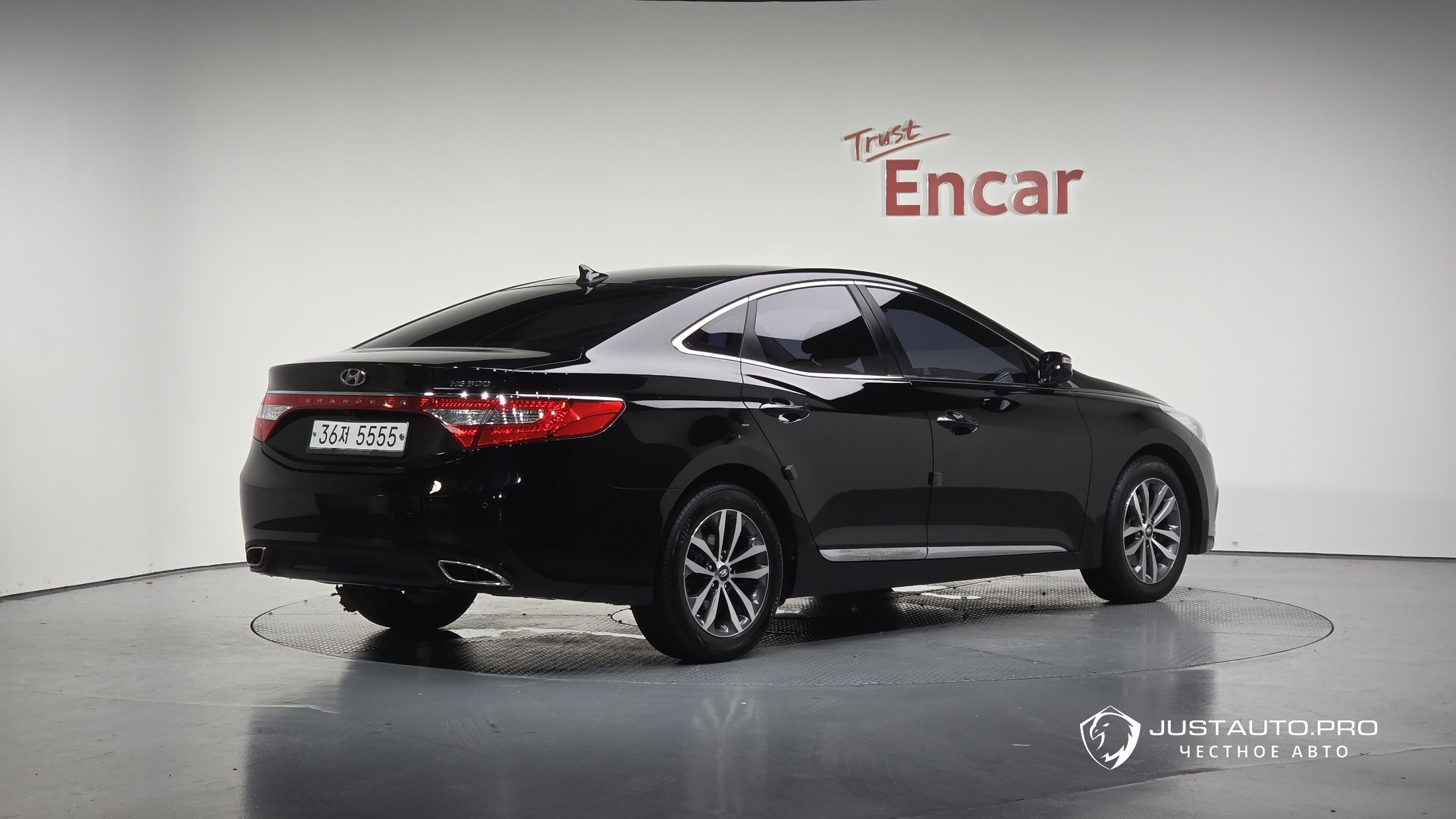 Автомобиль Hyundai Grandeur
