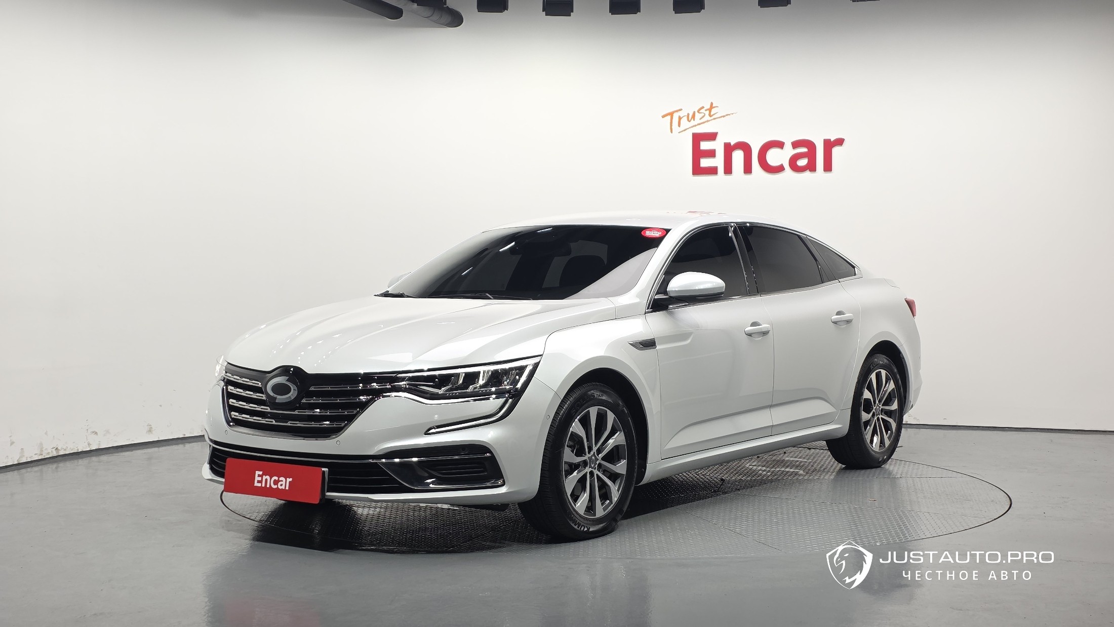 Автомобиль Renault-KoreaSamsung SM6