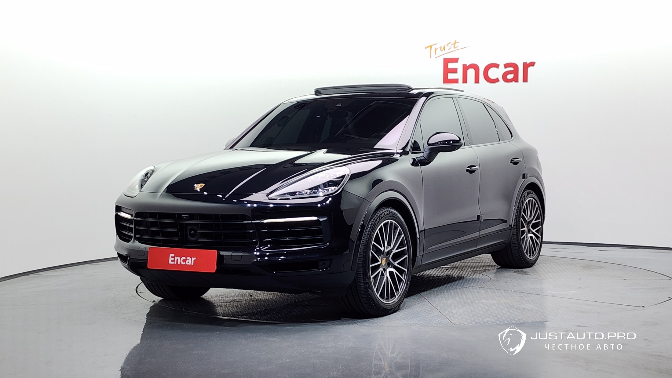 Автомобиль Porsche Cayenne