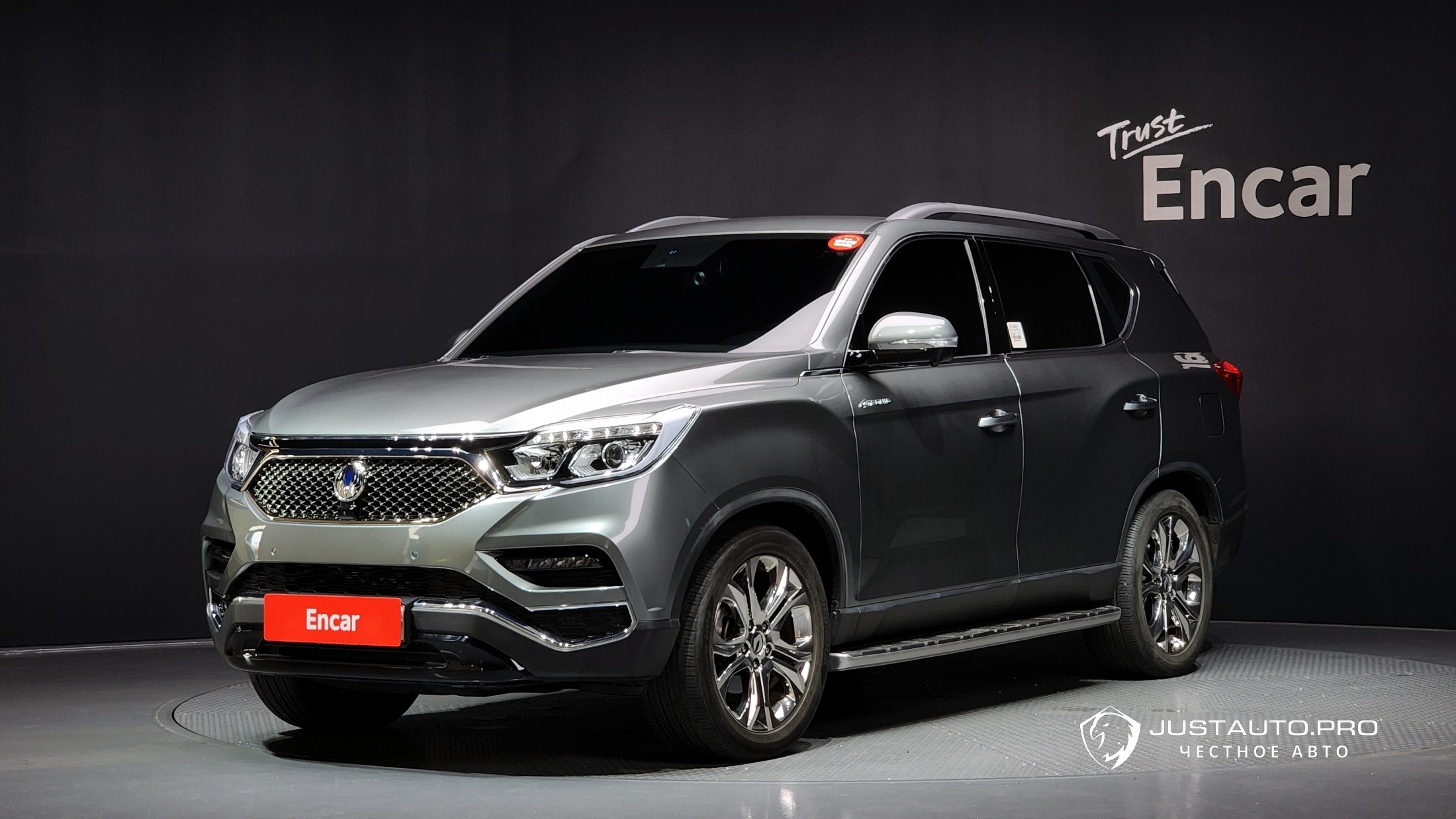 Автомобиль KG_Mobility_Ssangyong Rexton