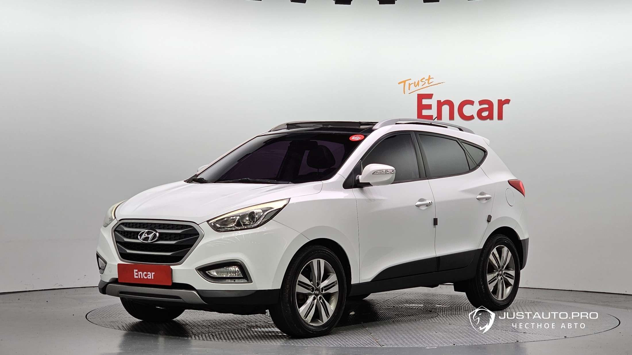 Автомобиль Hyundai Tucson