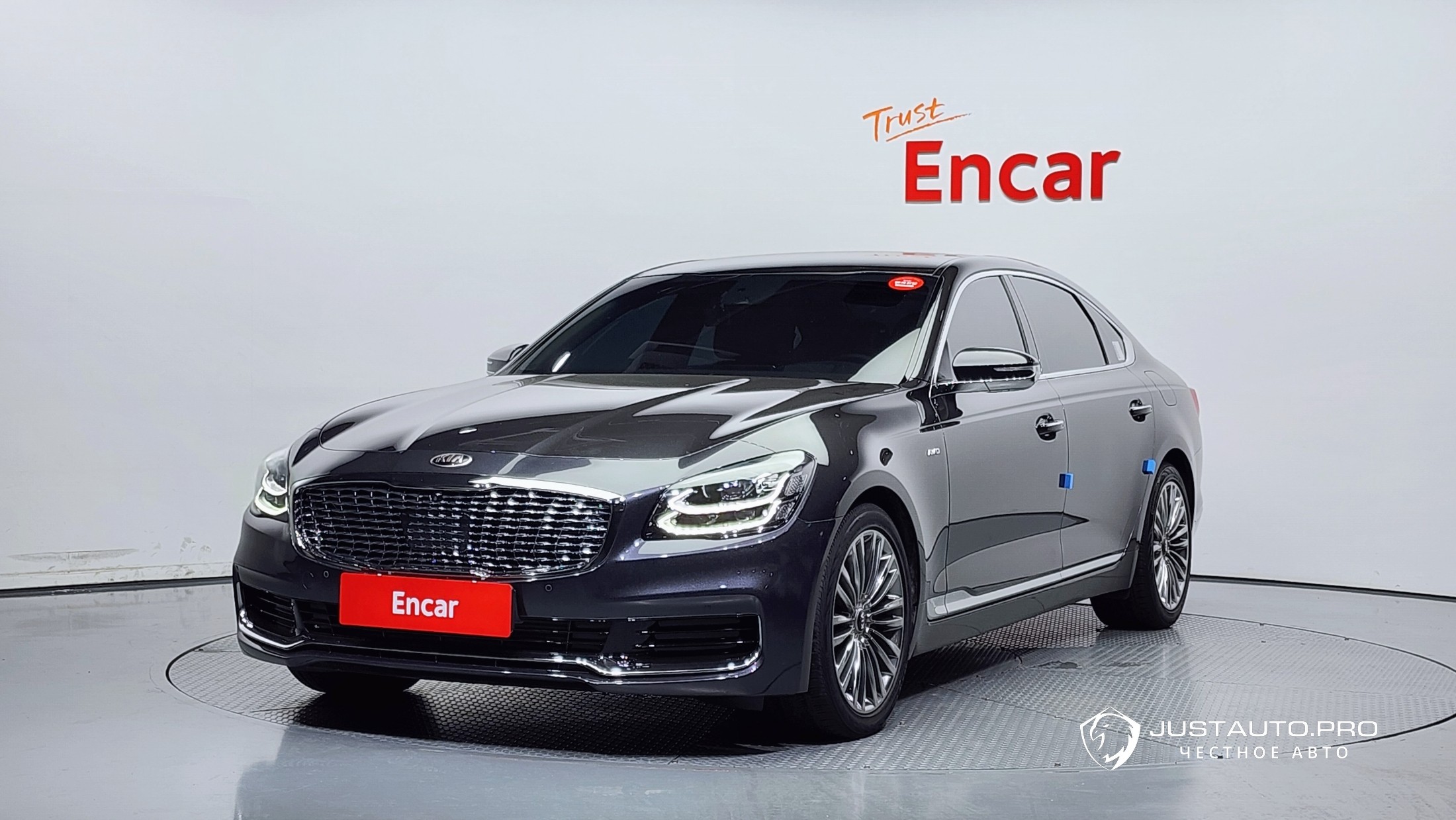 Автомобиль Kia K9