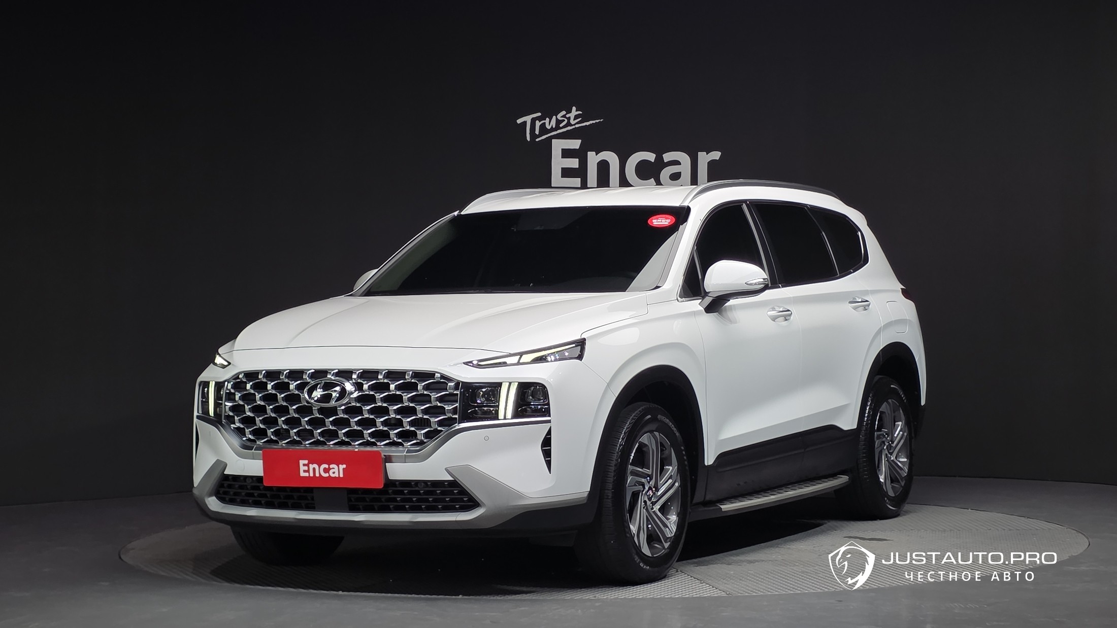 Автомобиль Hyundai Santafe