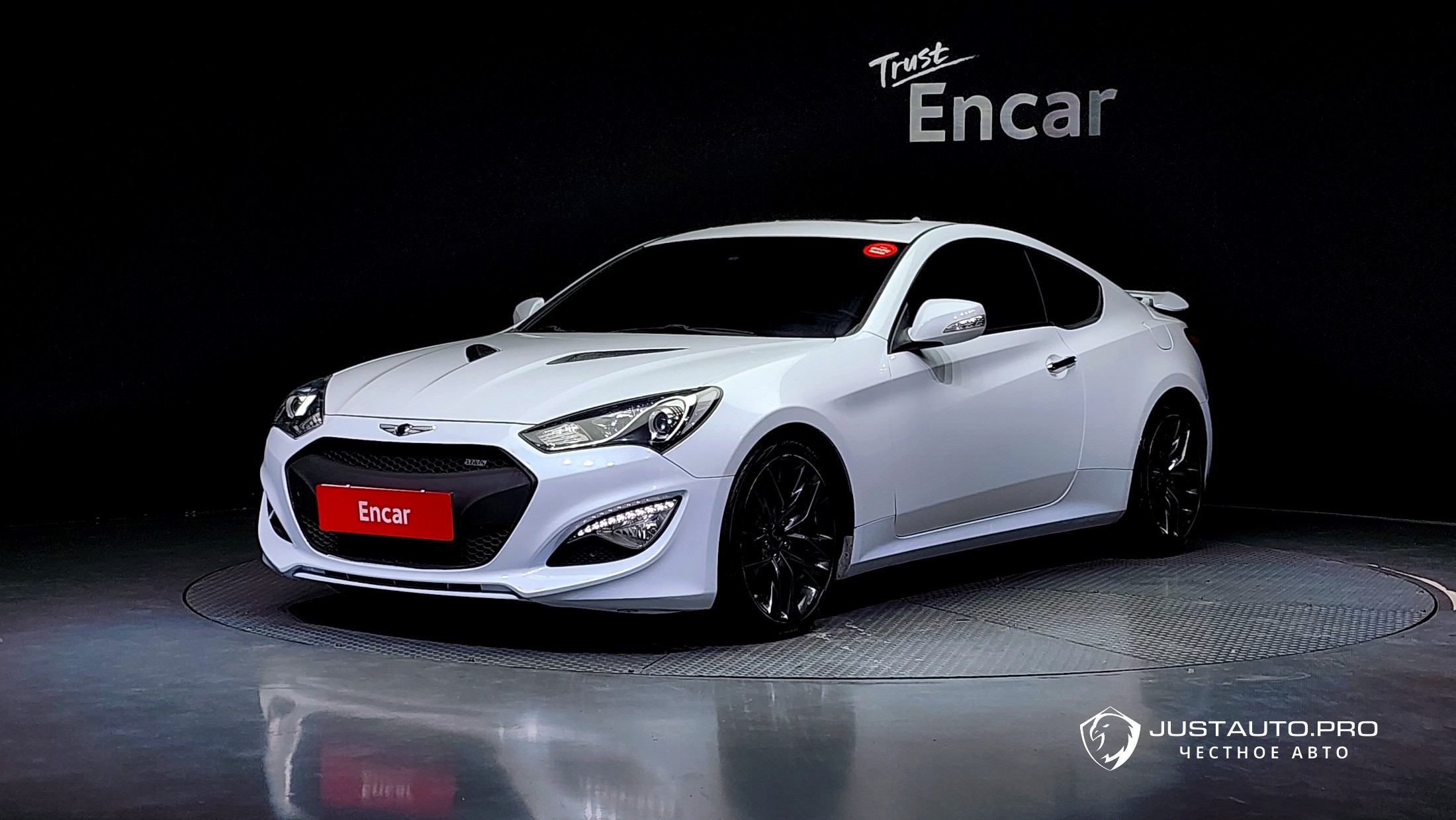 Автомобиль Hyundai Genesis