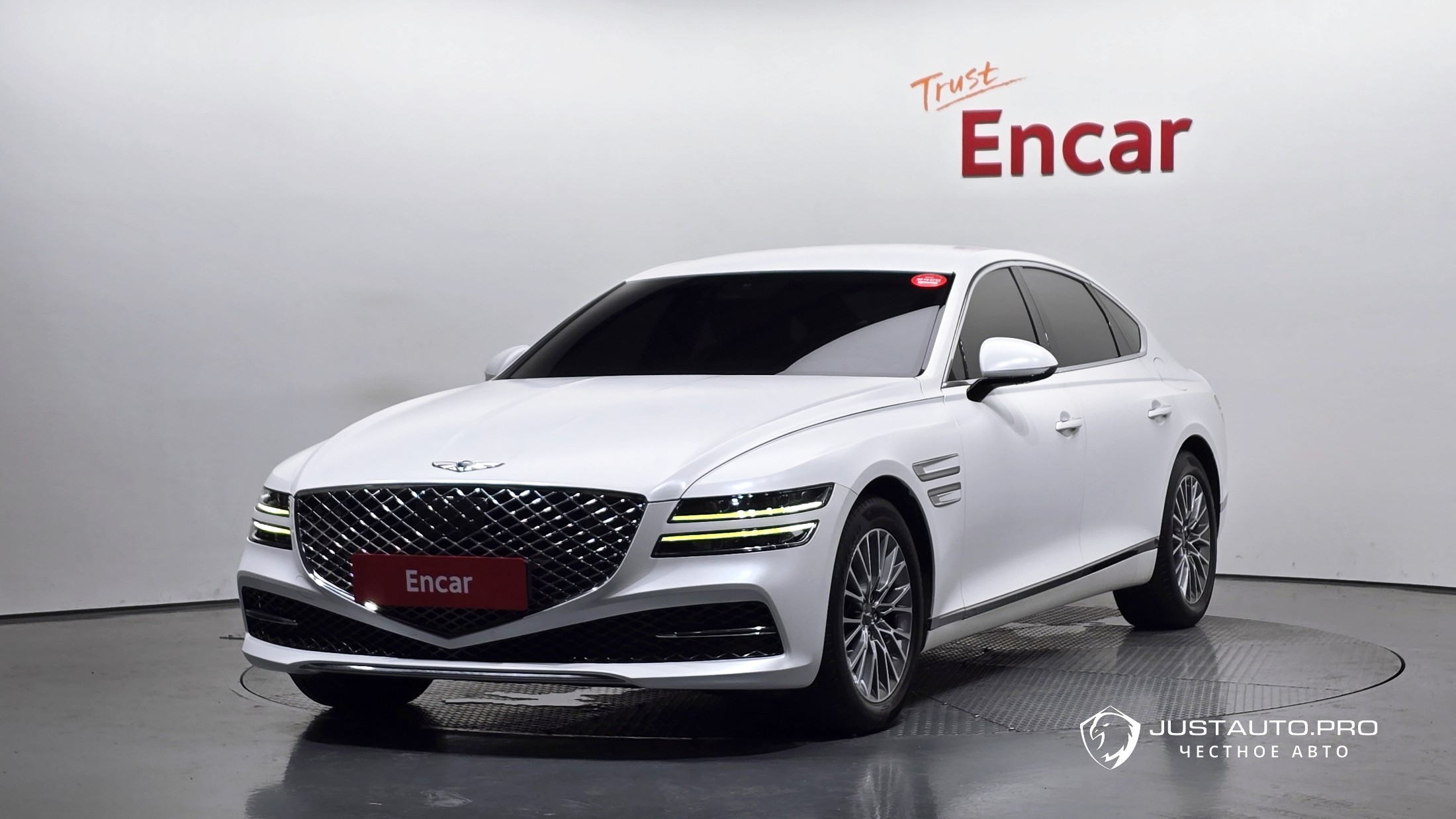 Автомобиль Genesis G80