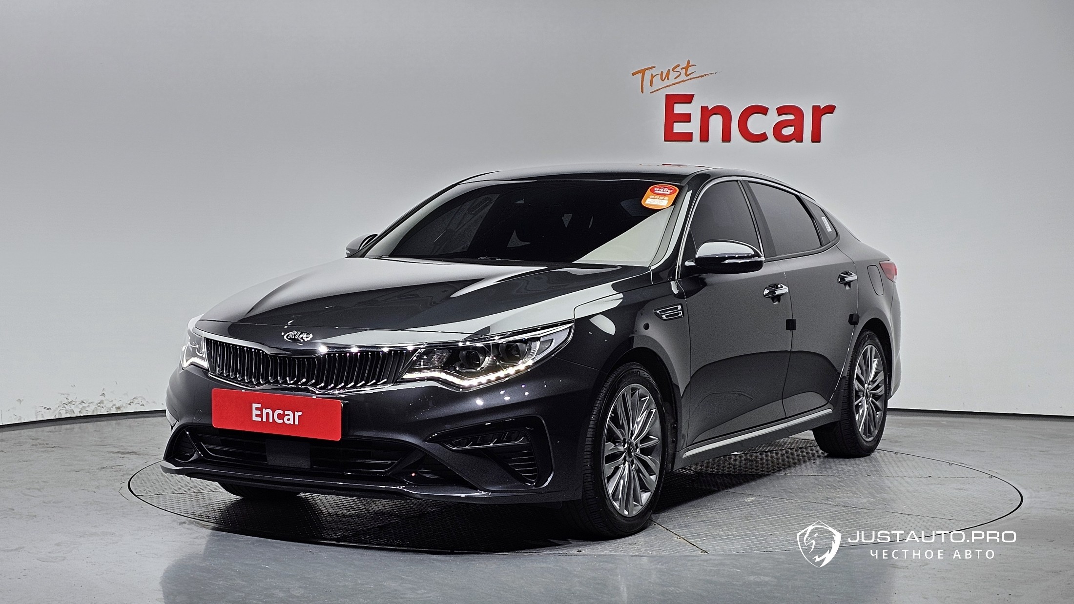 Автомобиль Kia K5