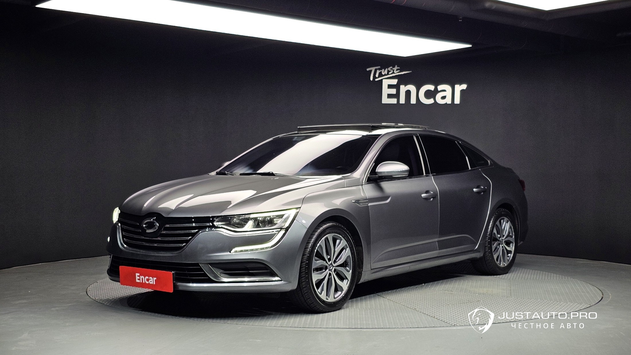 Автомобиль Renault-KoreaSamsung SM6