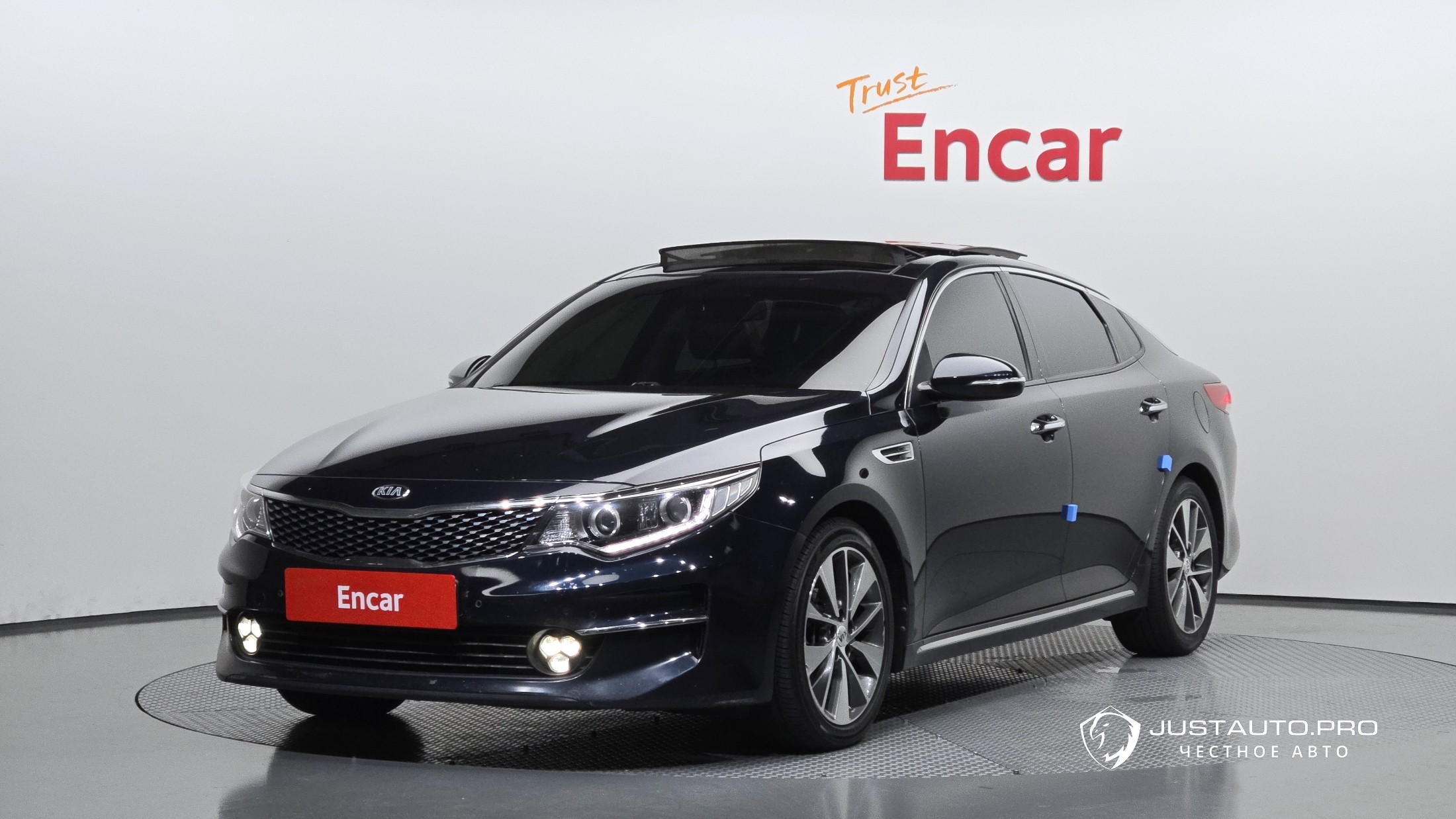 Автомобиль Kia K5