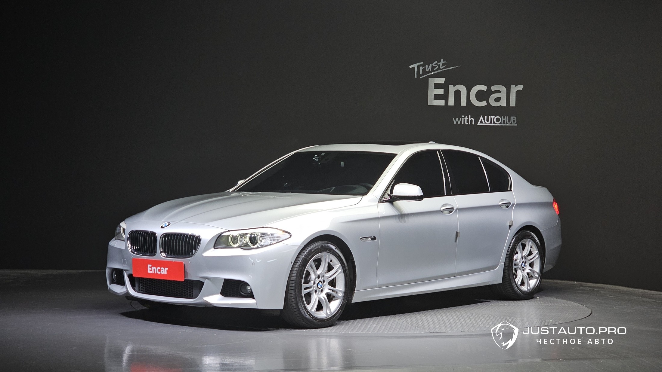 Автомобиль BMW 5-Series