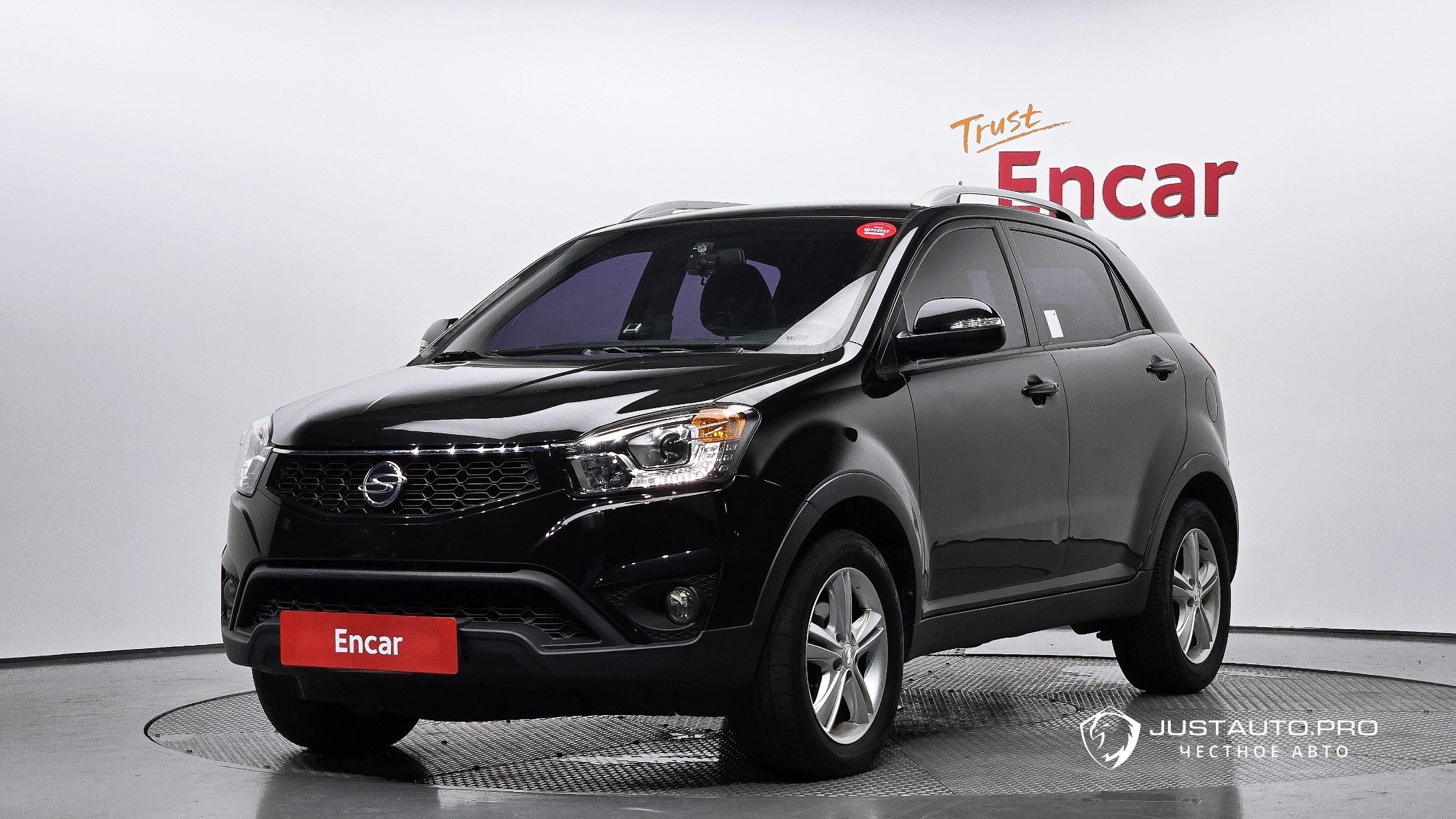 Автомобиль KG_Mobility_Ssangyong KORANDO