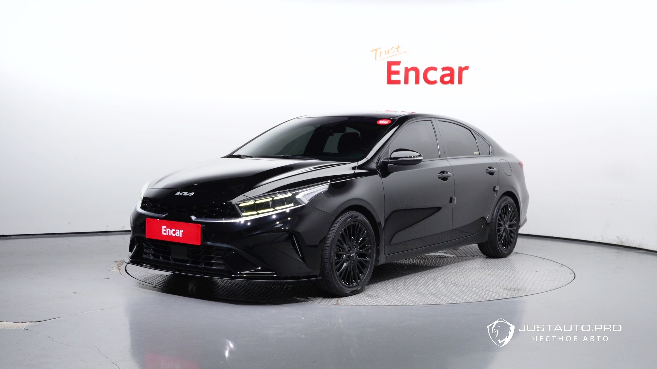 Автомобиль Kia K3