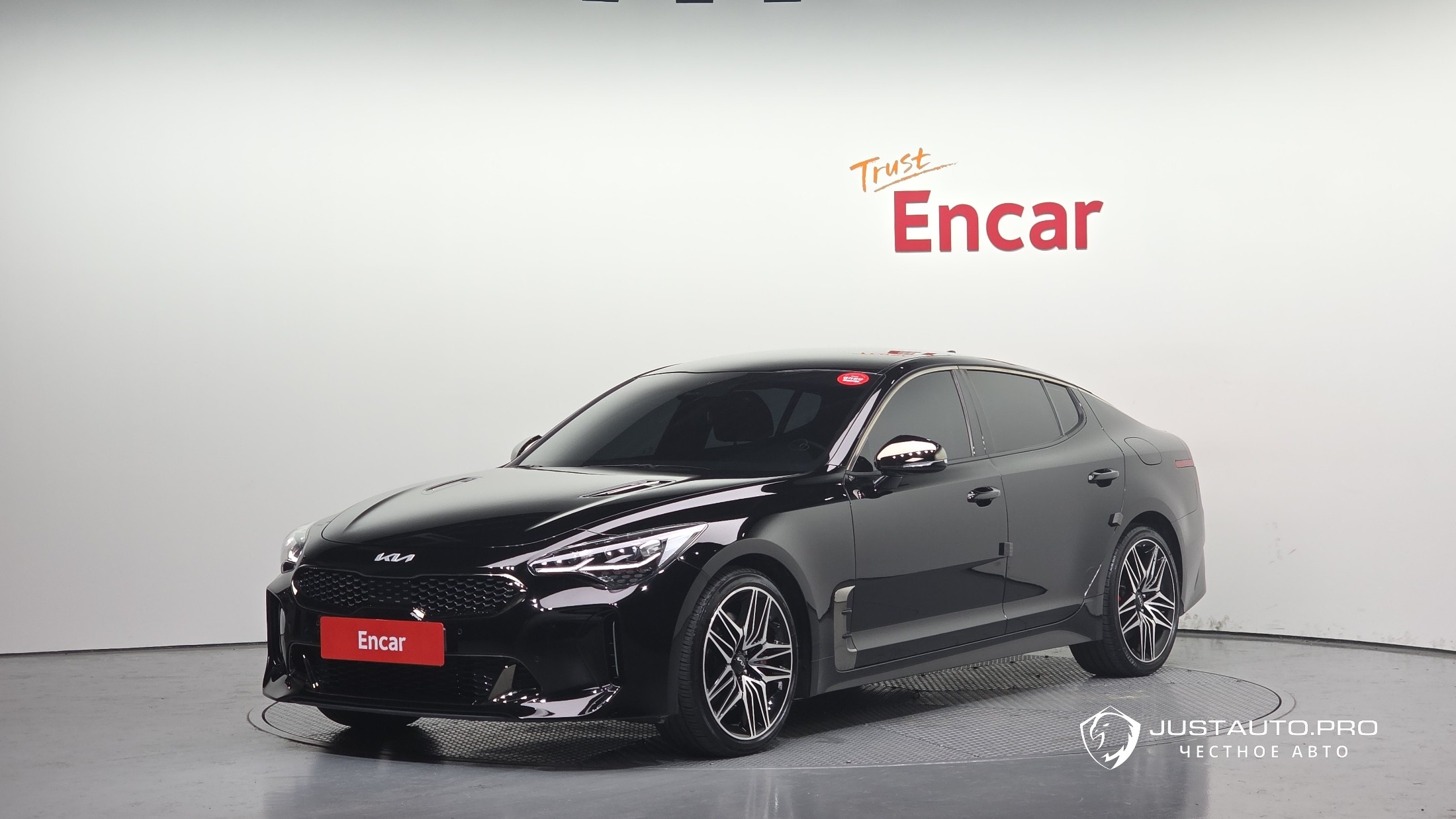 Автомобиль Kia Stinger