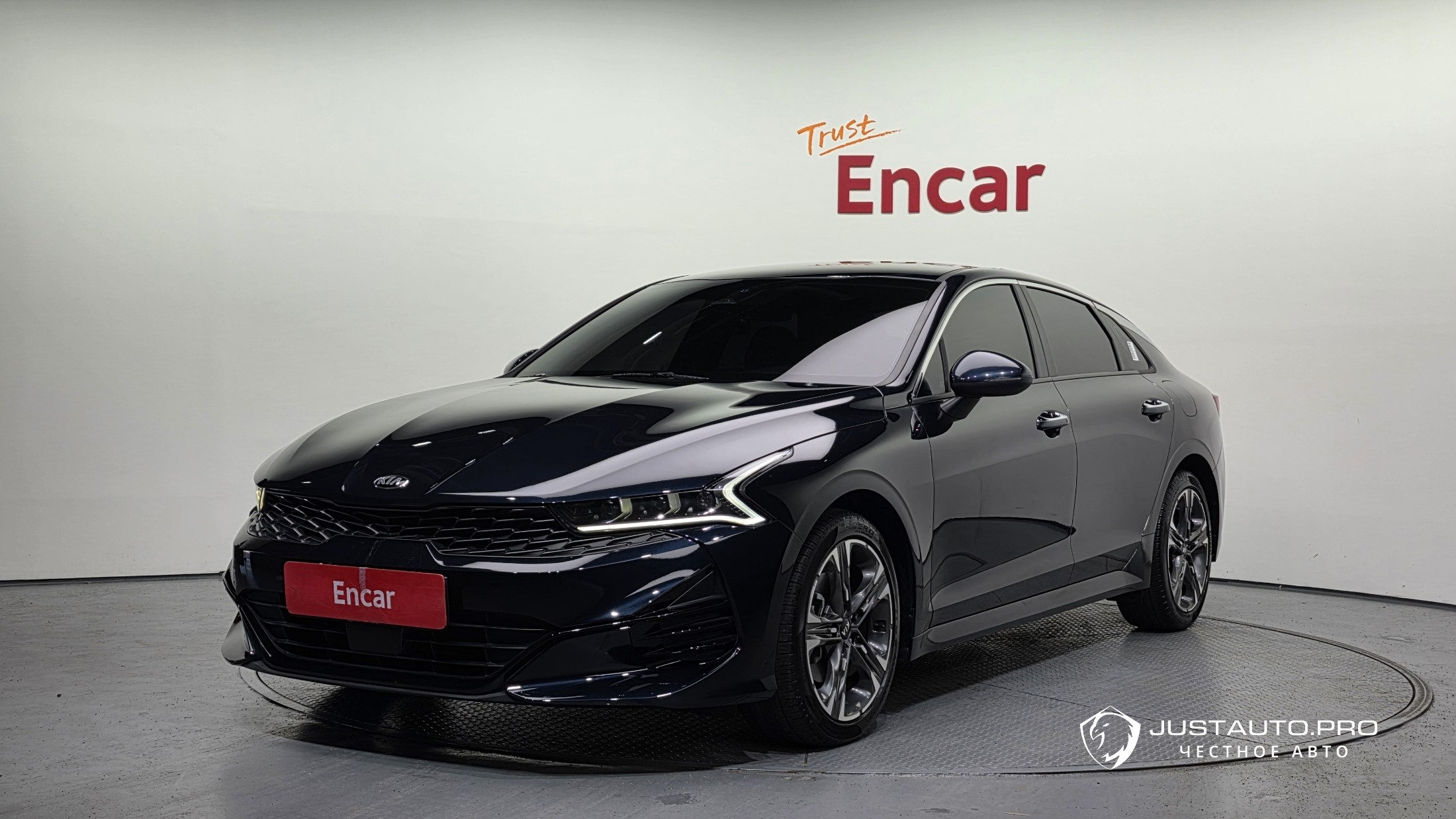 Автомобиль Kia K5