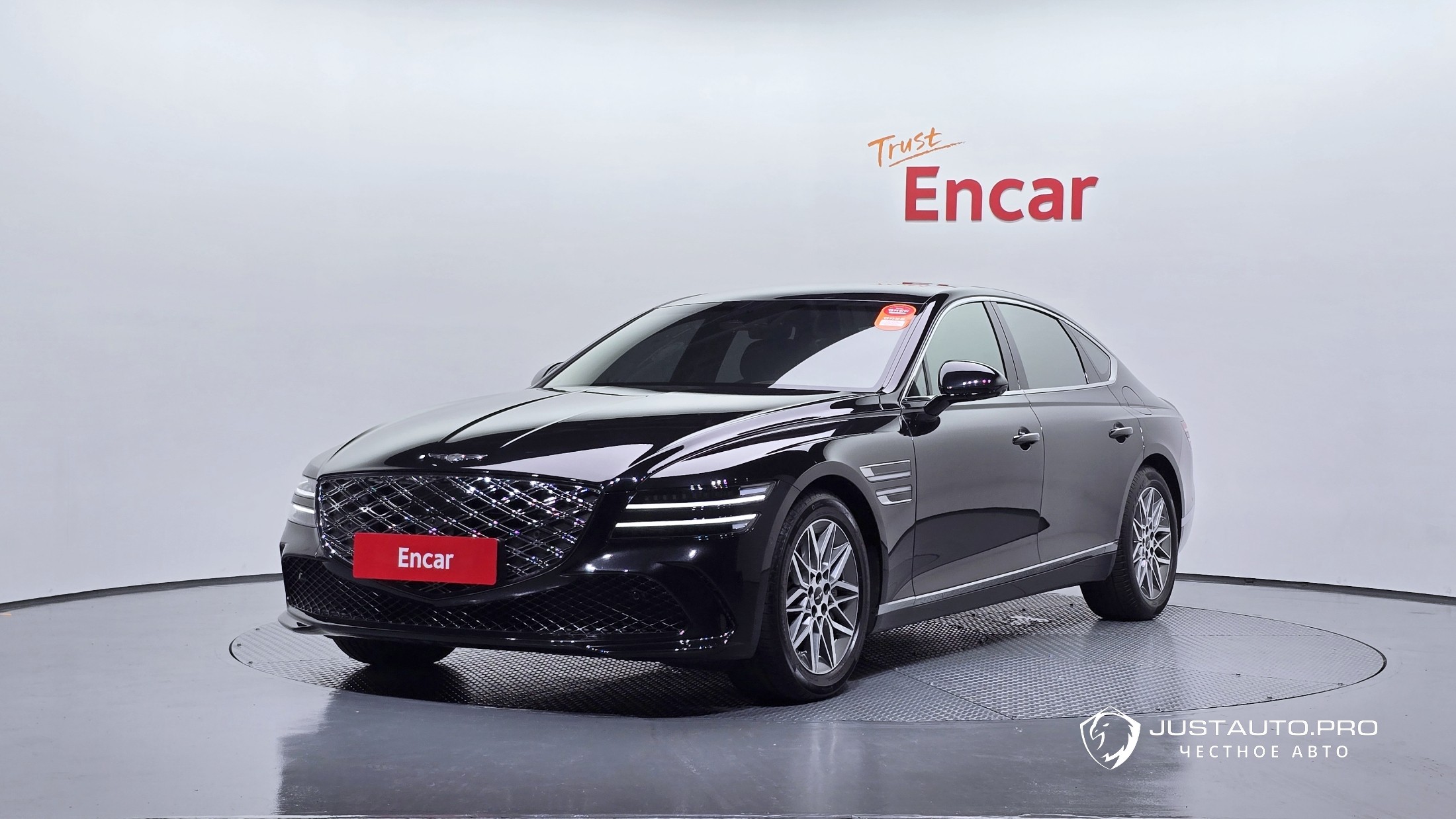 Автомобиль Genesis G80