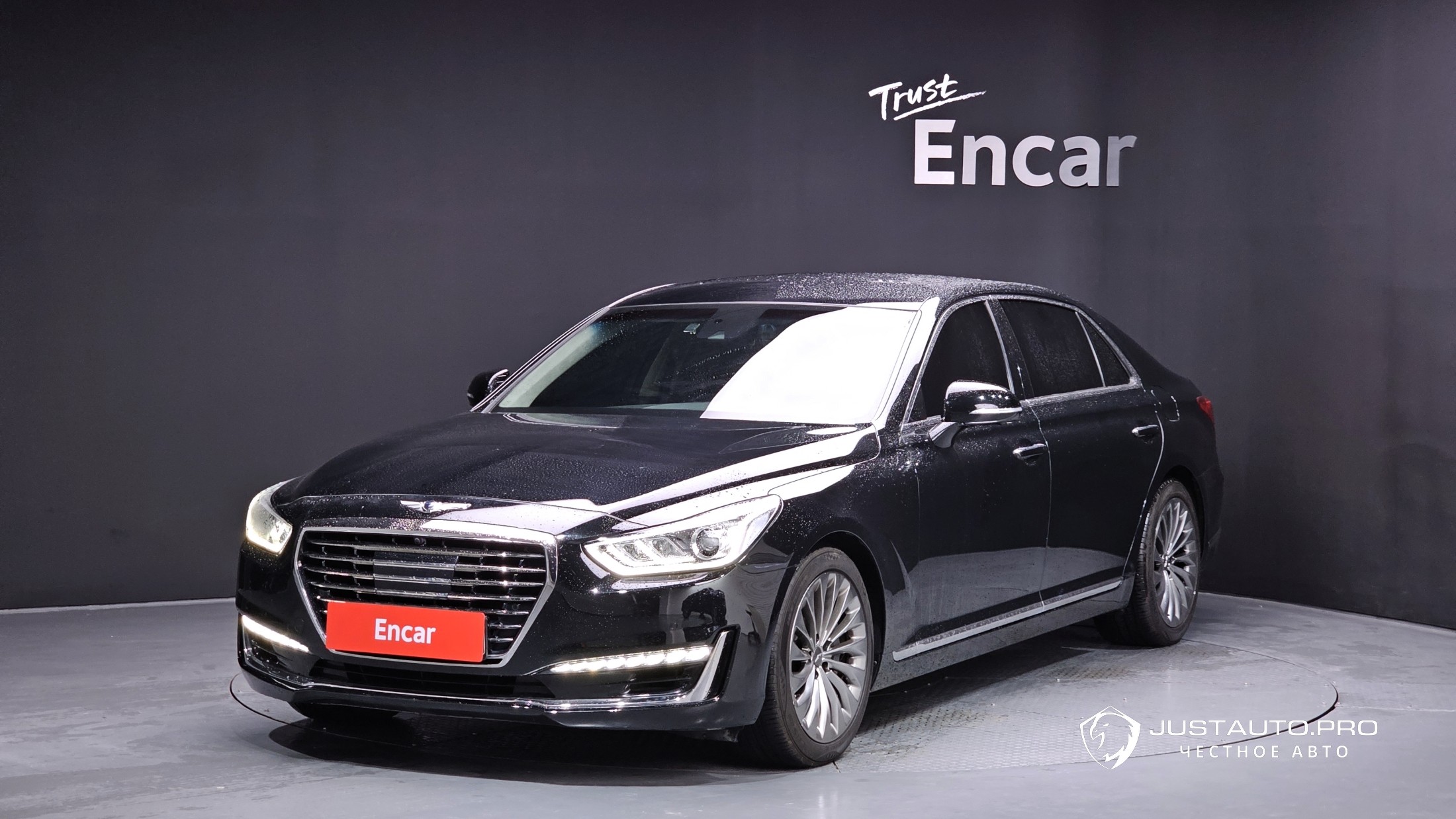 Автомобиль Genesis EQ900