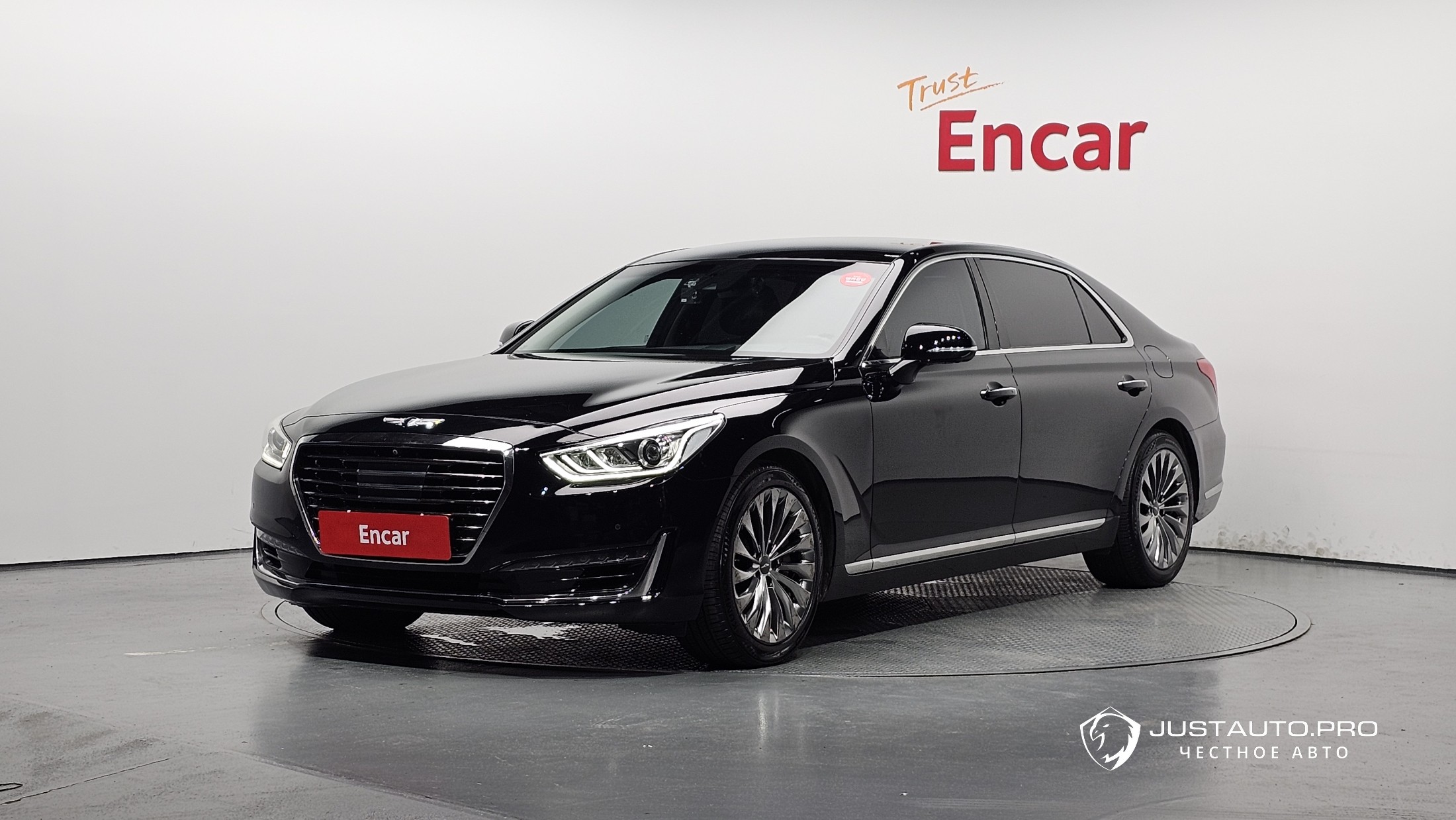 Автомобиль Genesis EQ900