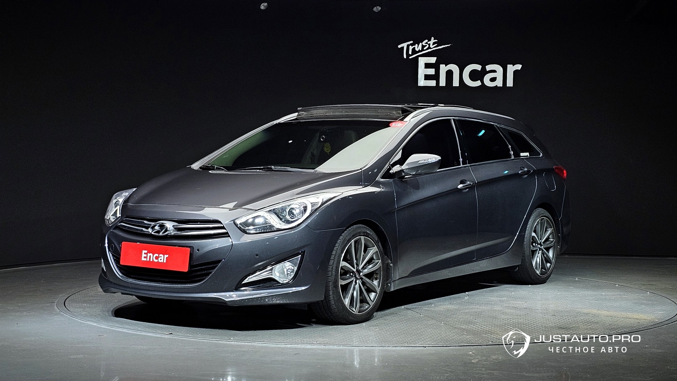 Автомобиль Hyundai i40