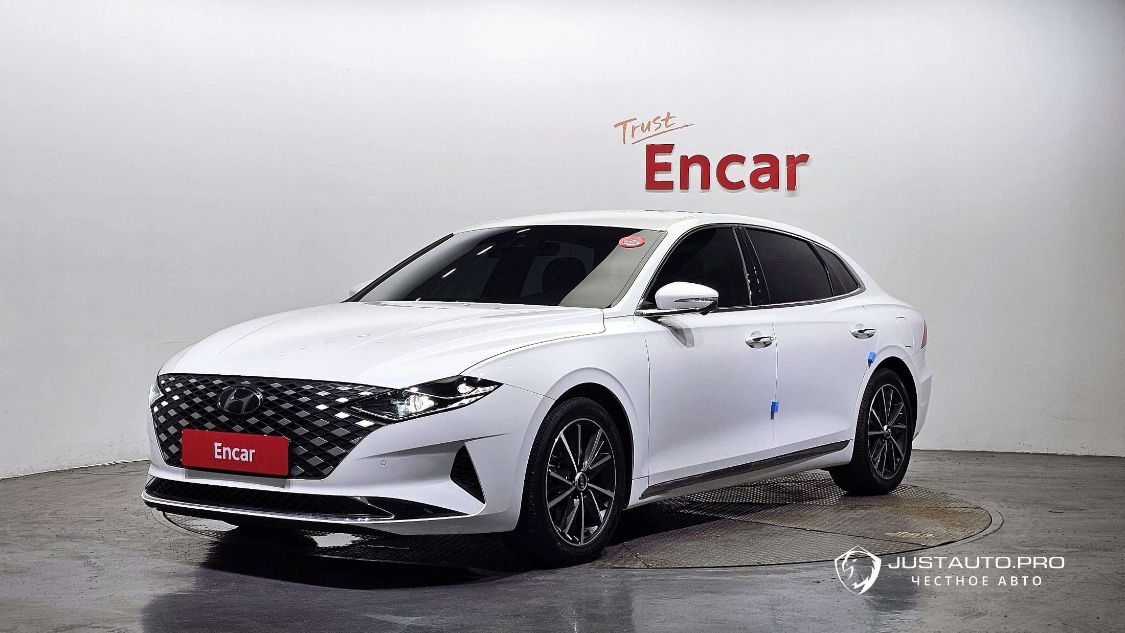 Автомобиль Hyundai Grandeur