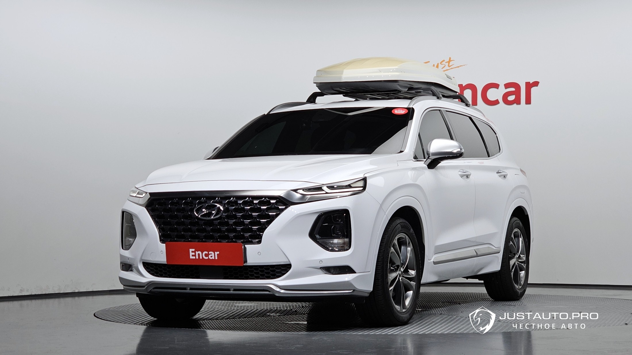 Автомобиль Hyundai Santafe