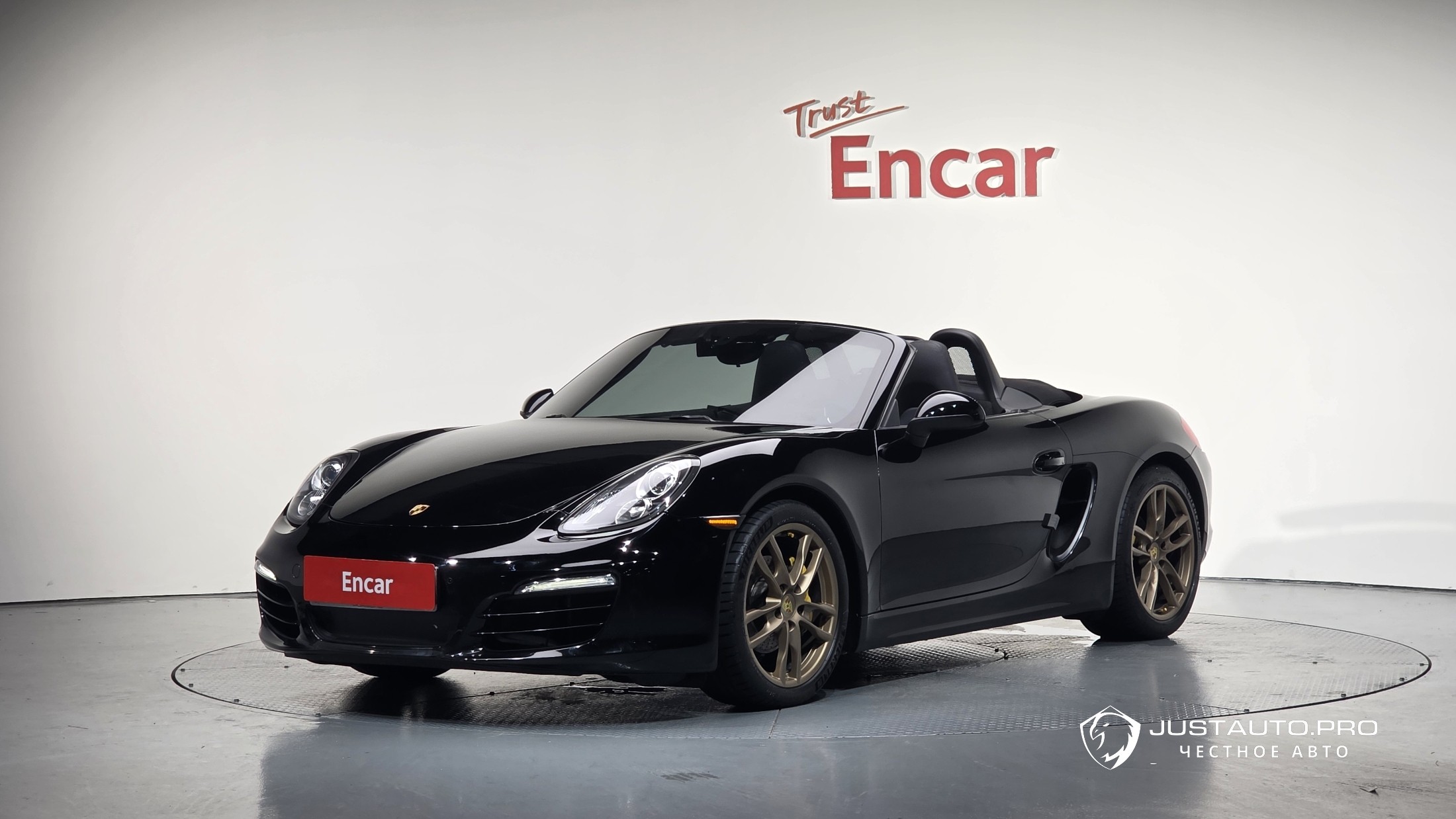 Автомобиль Porsche Boxster