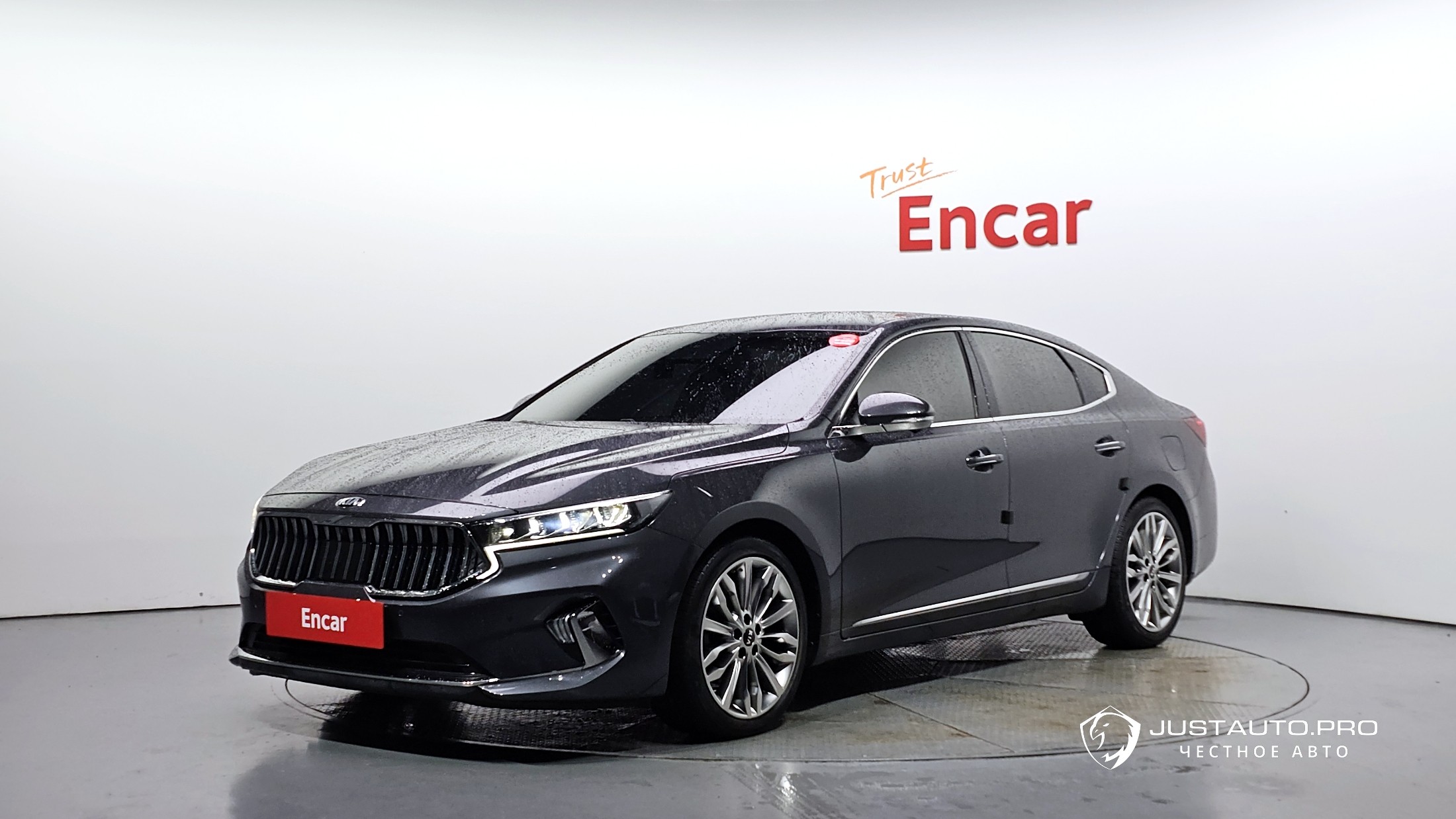 Автомобиль Kia K7