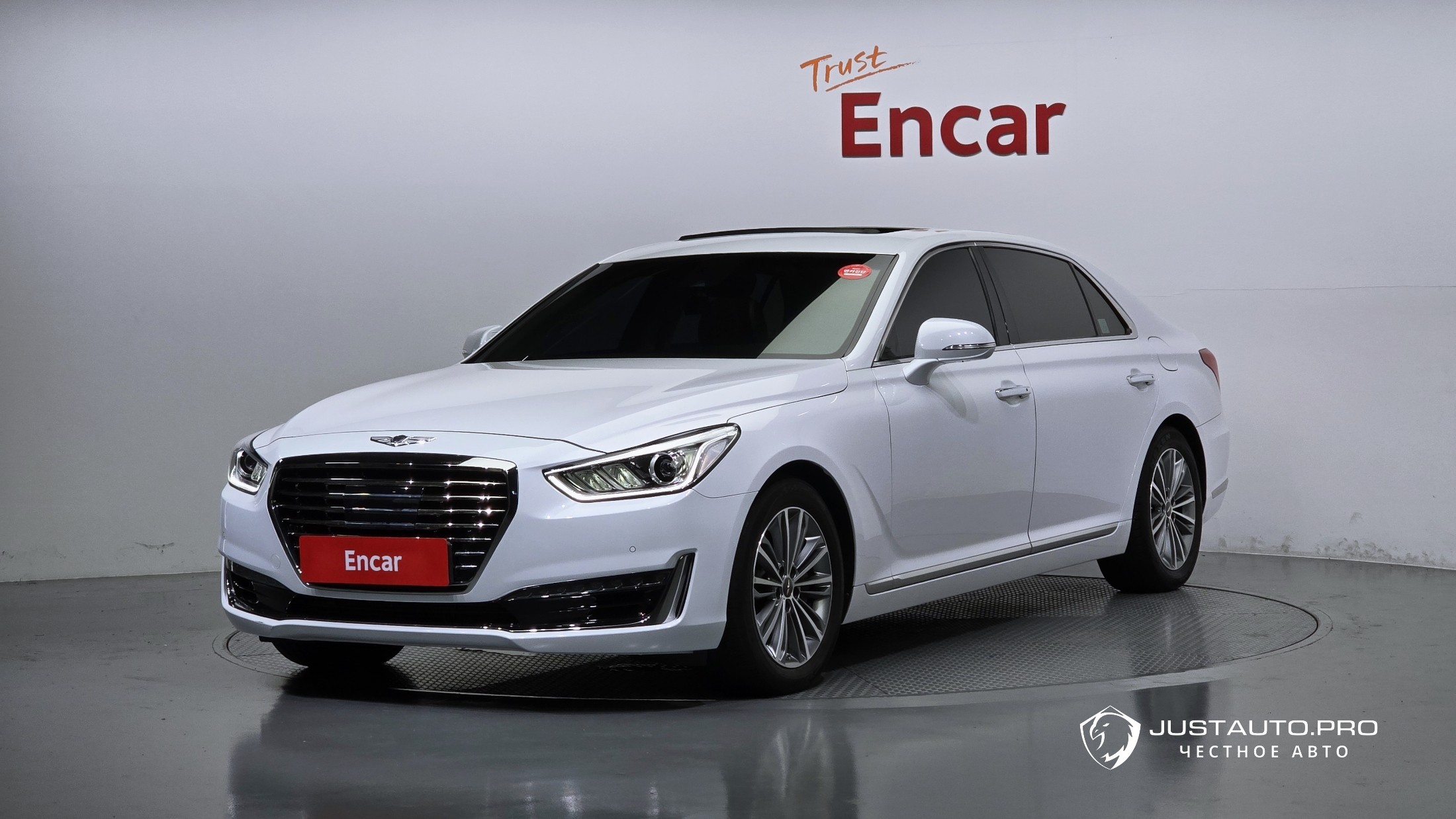 Автомобиль Genesis EQ900