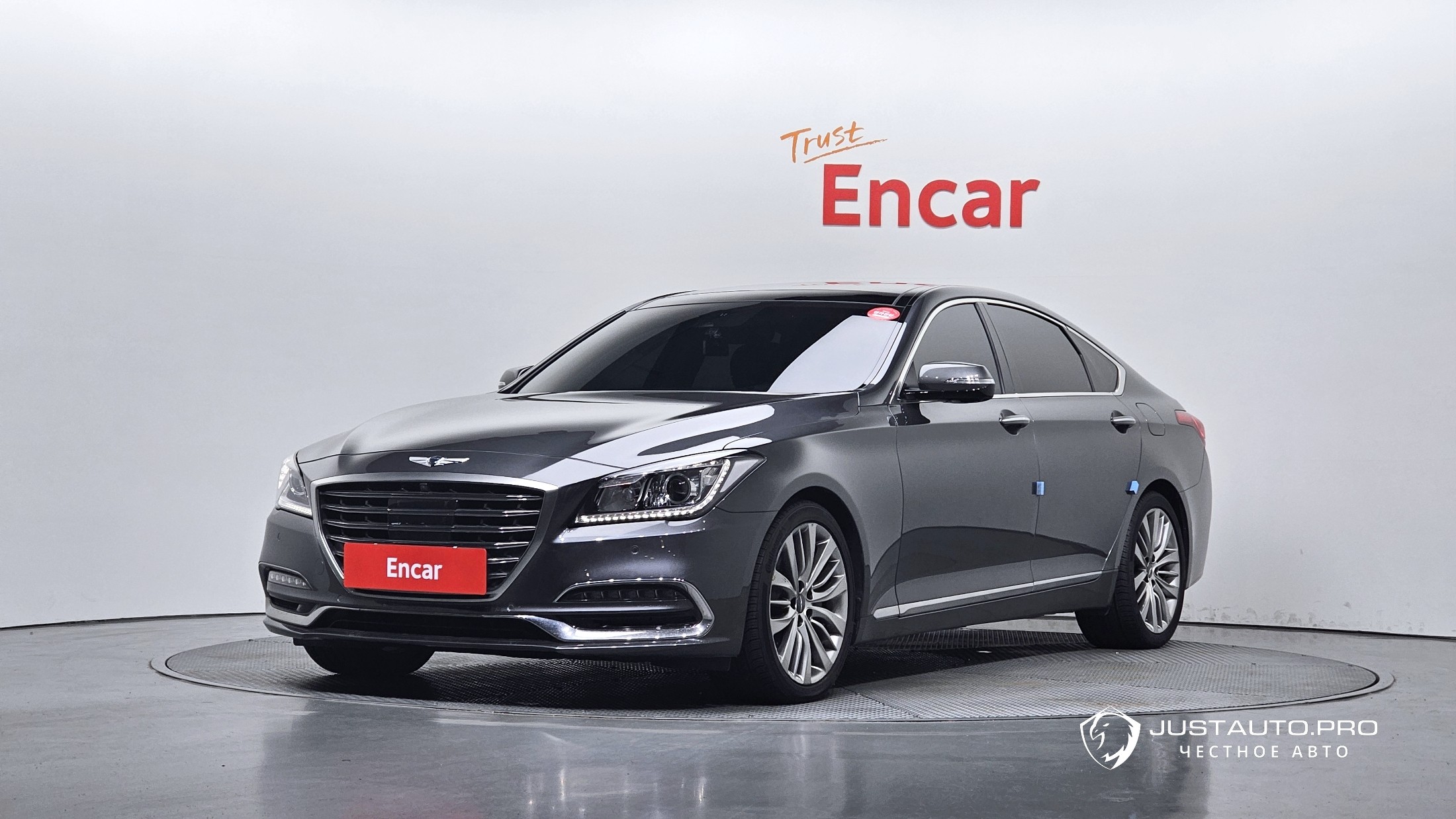 Автомобиль Genesis G80