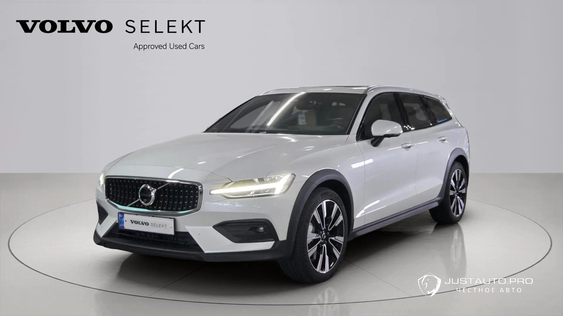 Автомобиль Volvo V60