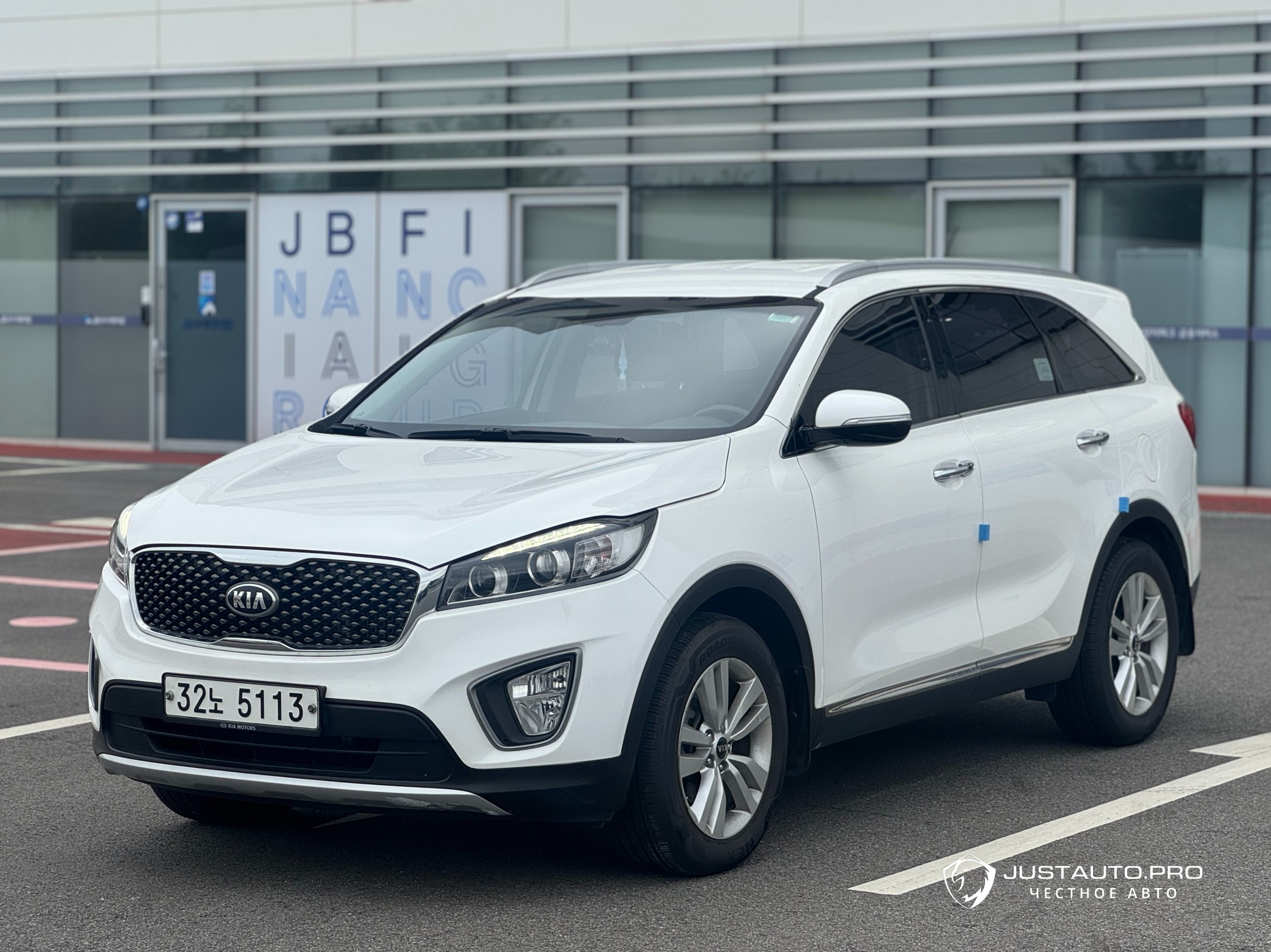 Автомобиль Kia Sorento