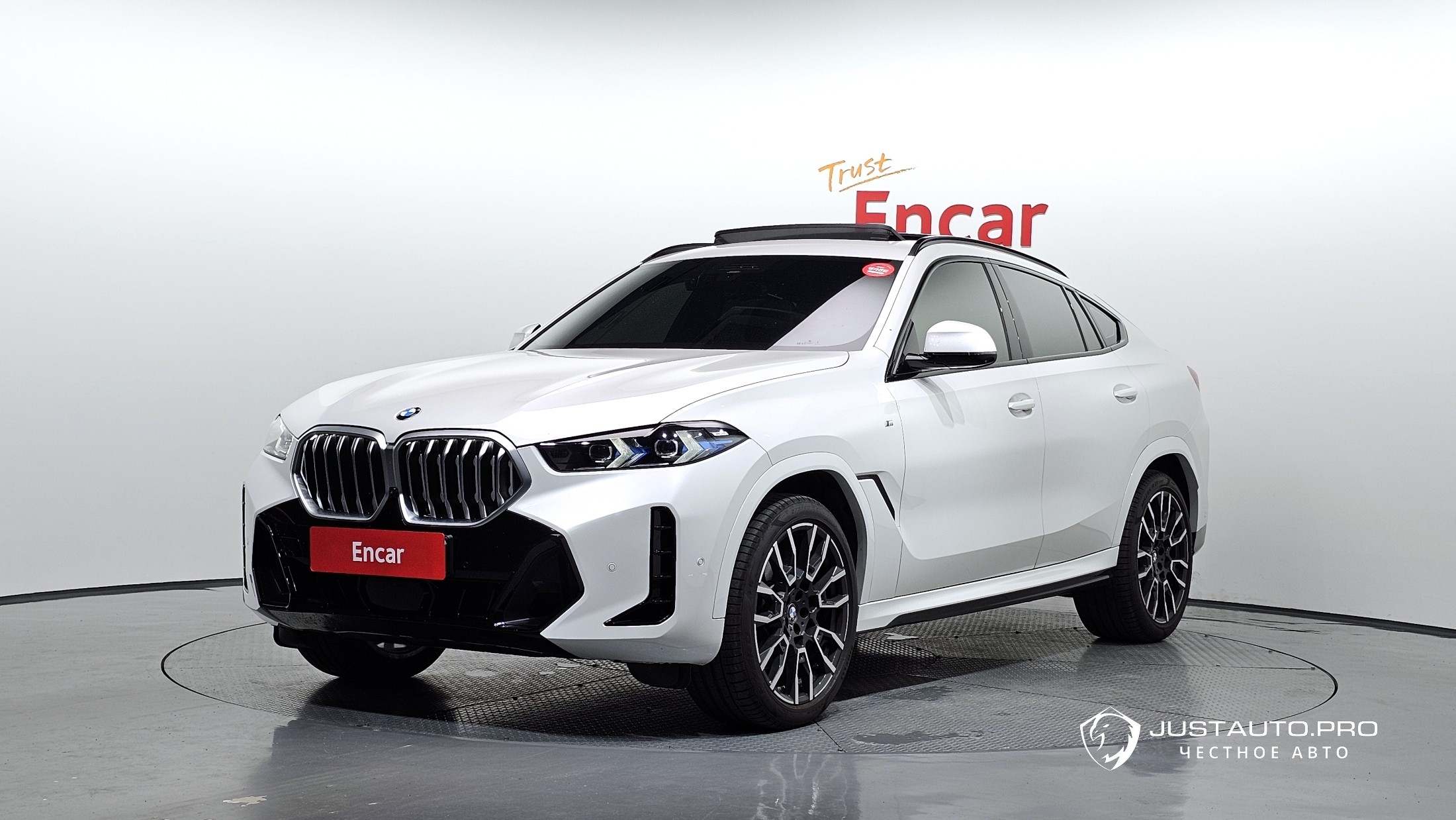 Автомобиль BMW X6
