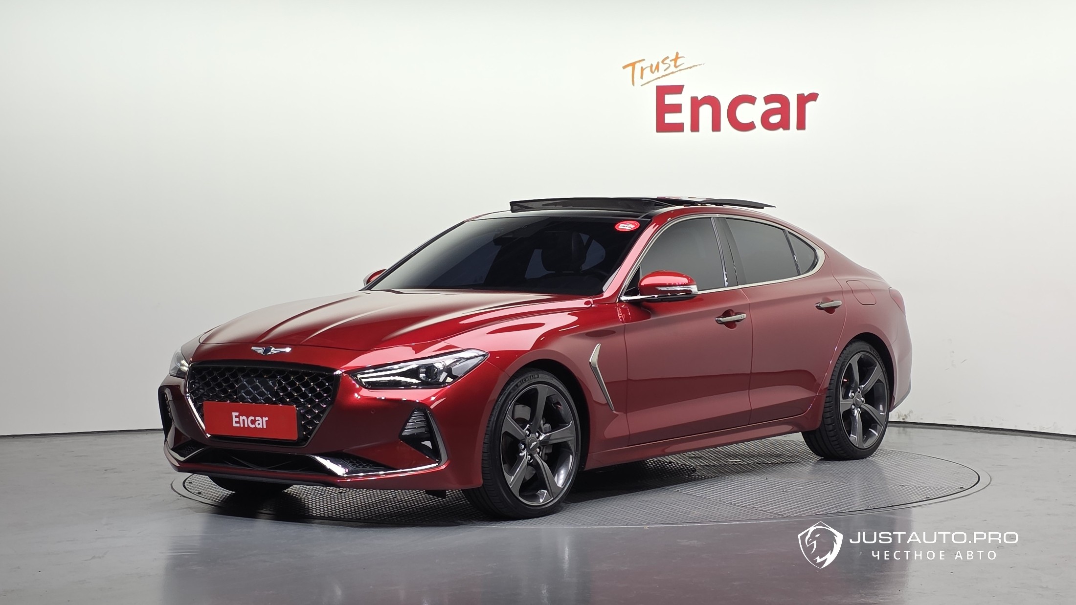 Автомобиль Genesis G70