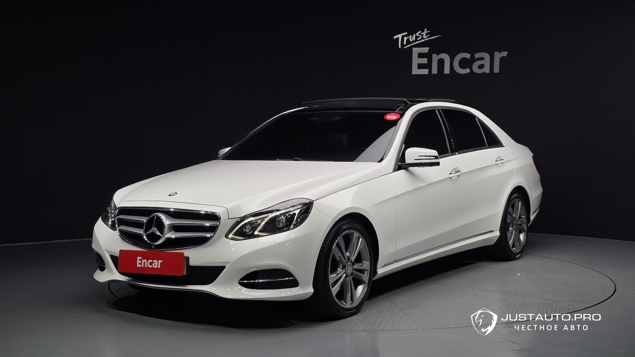 Автомобиль Mercedes-Benz E-Class