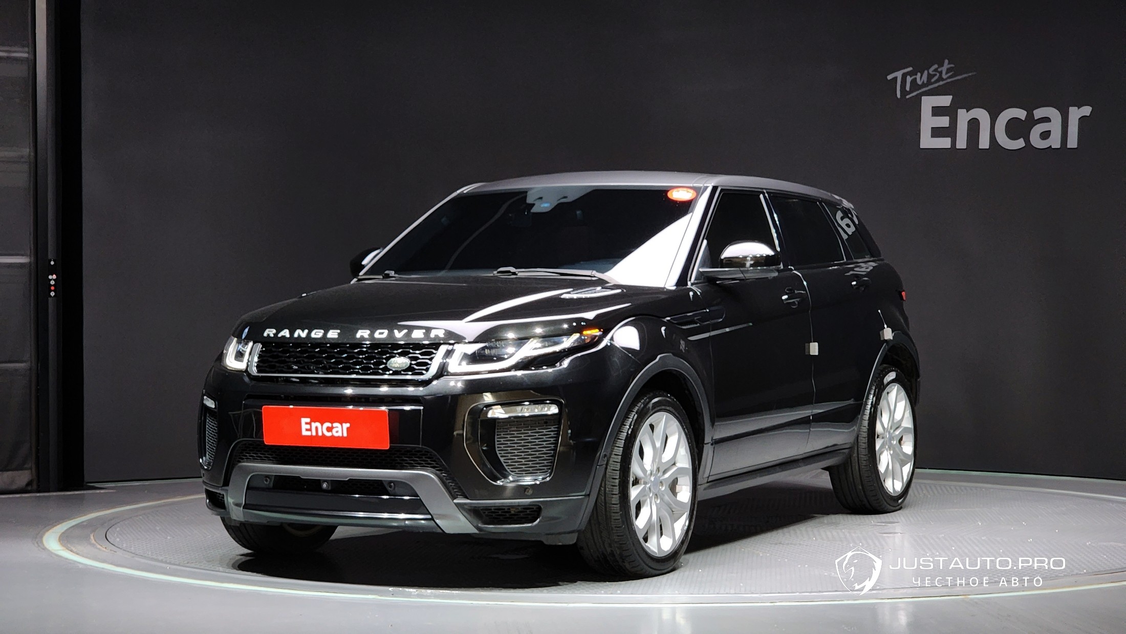 Автомобиль Land Rover Range Rover Evoque
