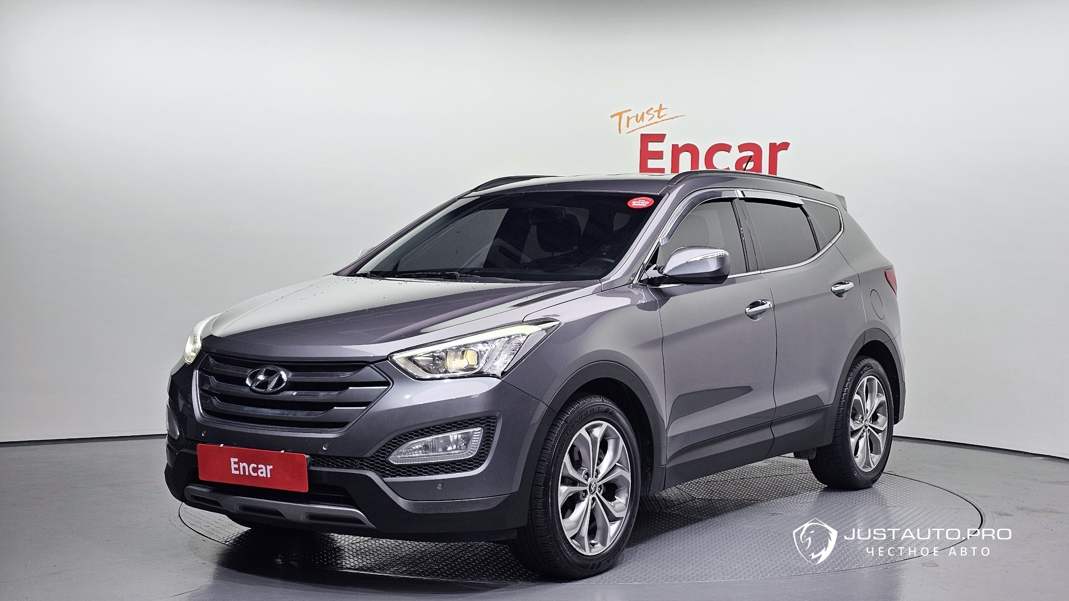 Автомобиль Hyundai Santafe