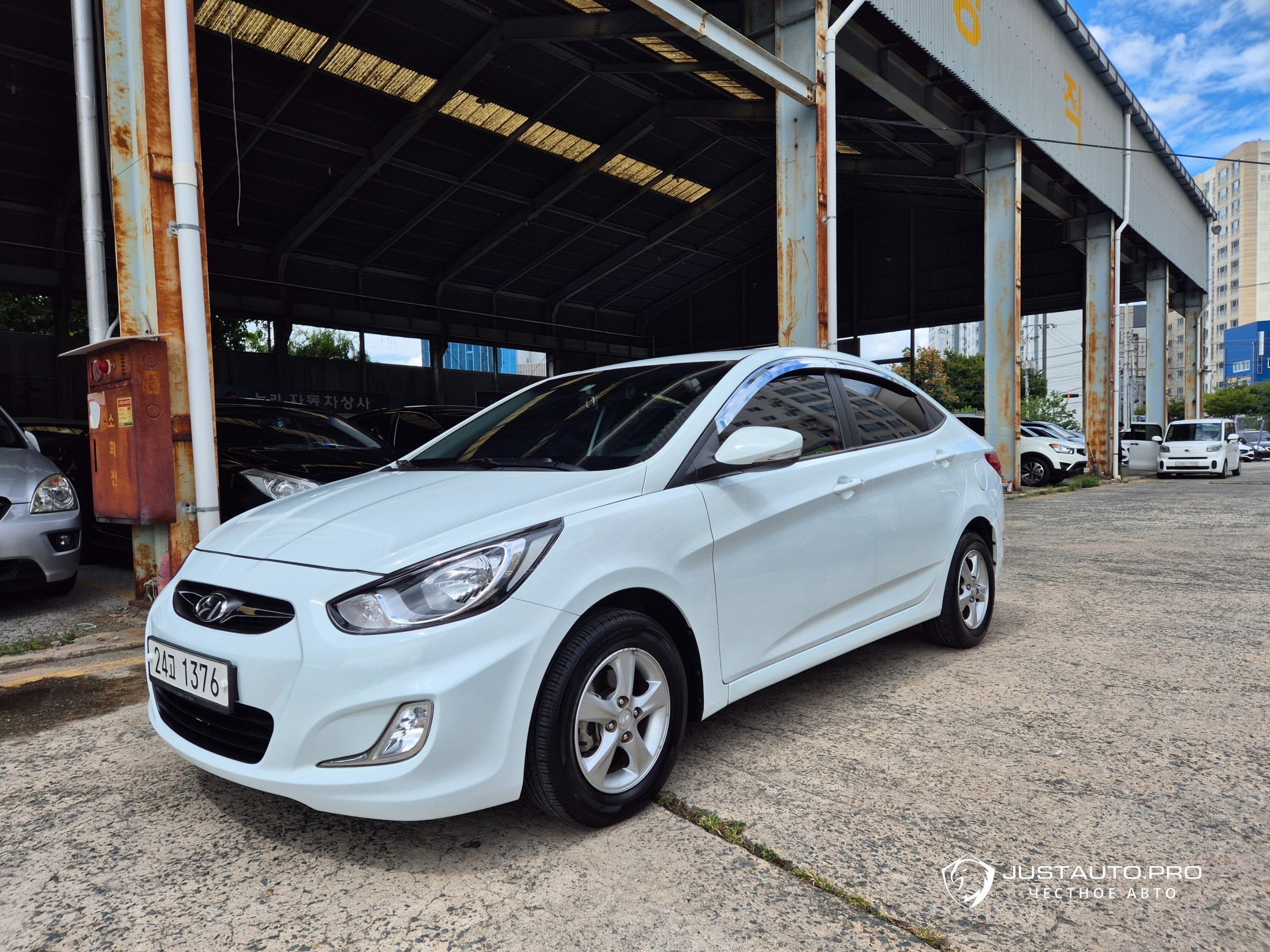 Автомобиль Hyundai Accent