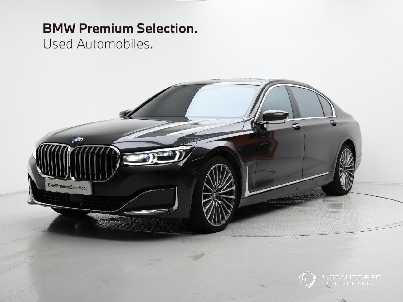 Автомобиль BMW 7-Series