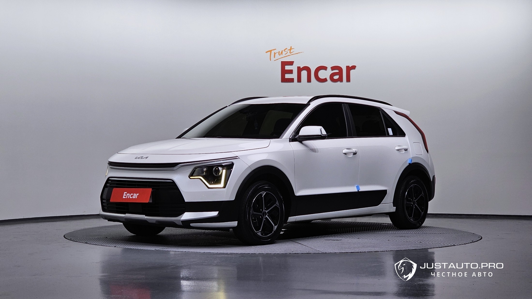 Автомобиль Kia Niro