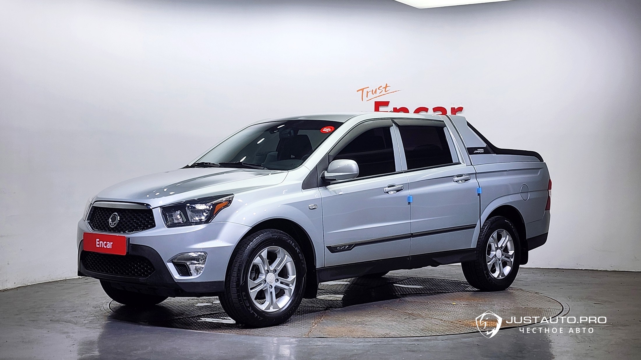 Автомобиль KG_Mobility_Ssangyong KORANDO