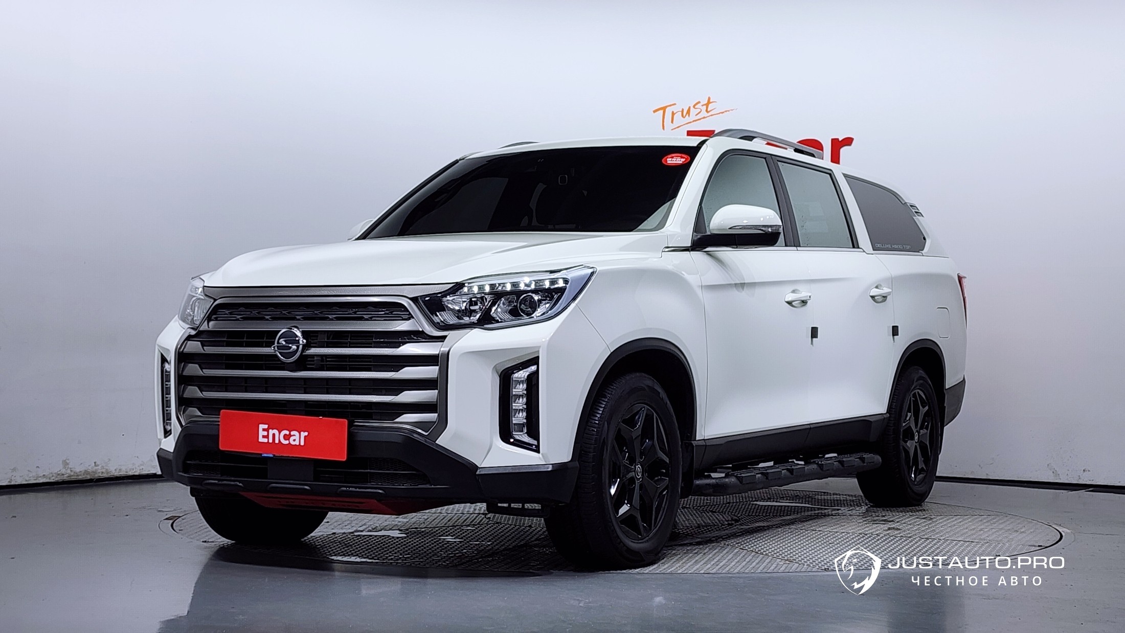 Автомобиль KG_Mobility_Ssangyong Rexton