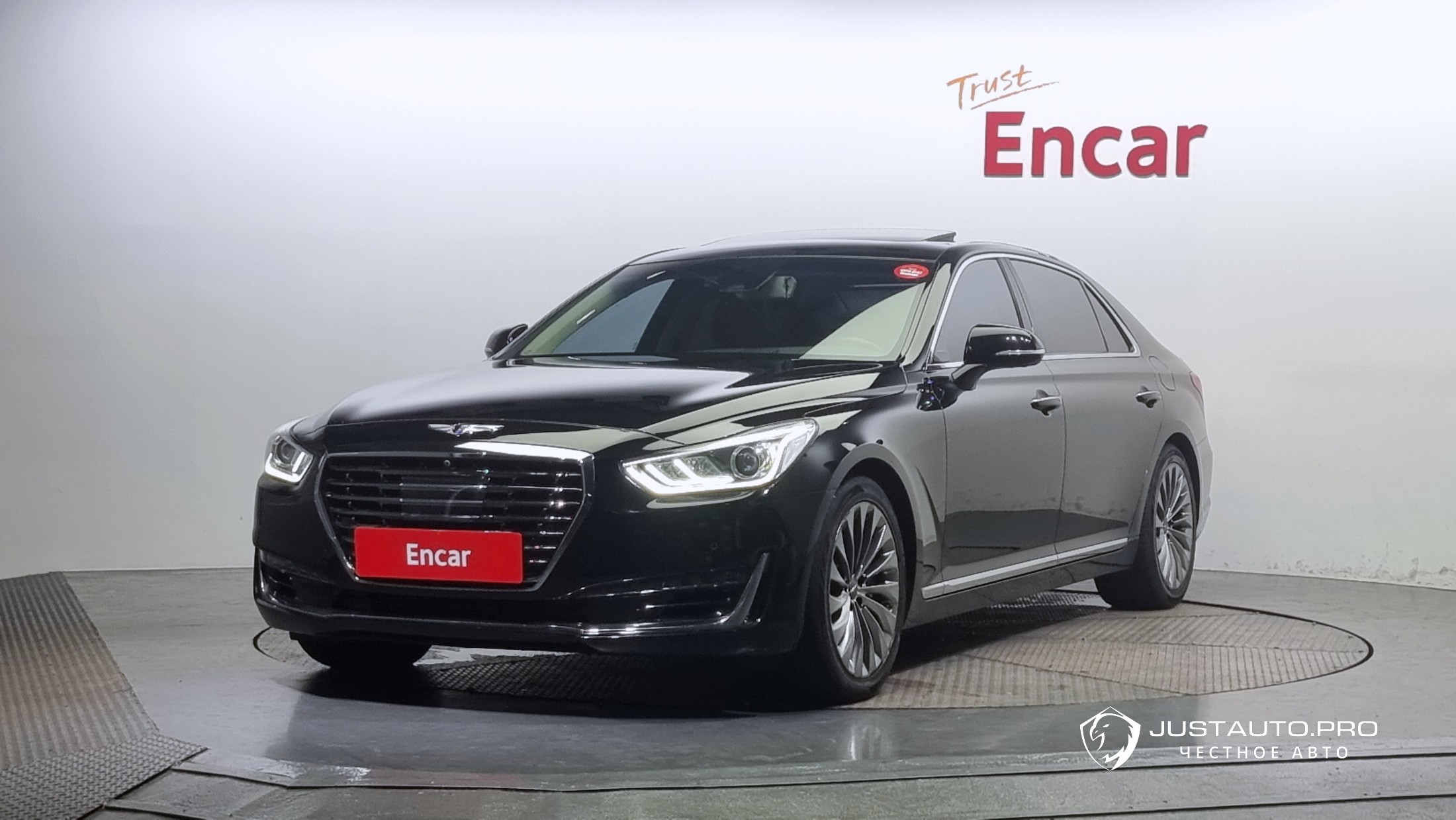 Автомобиль Genesis EQ900