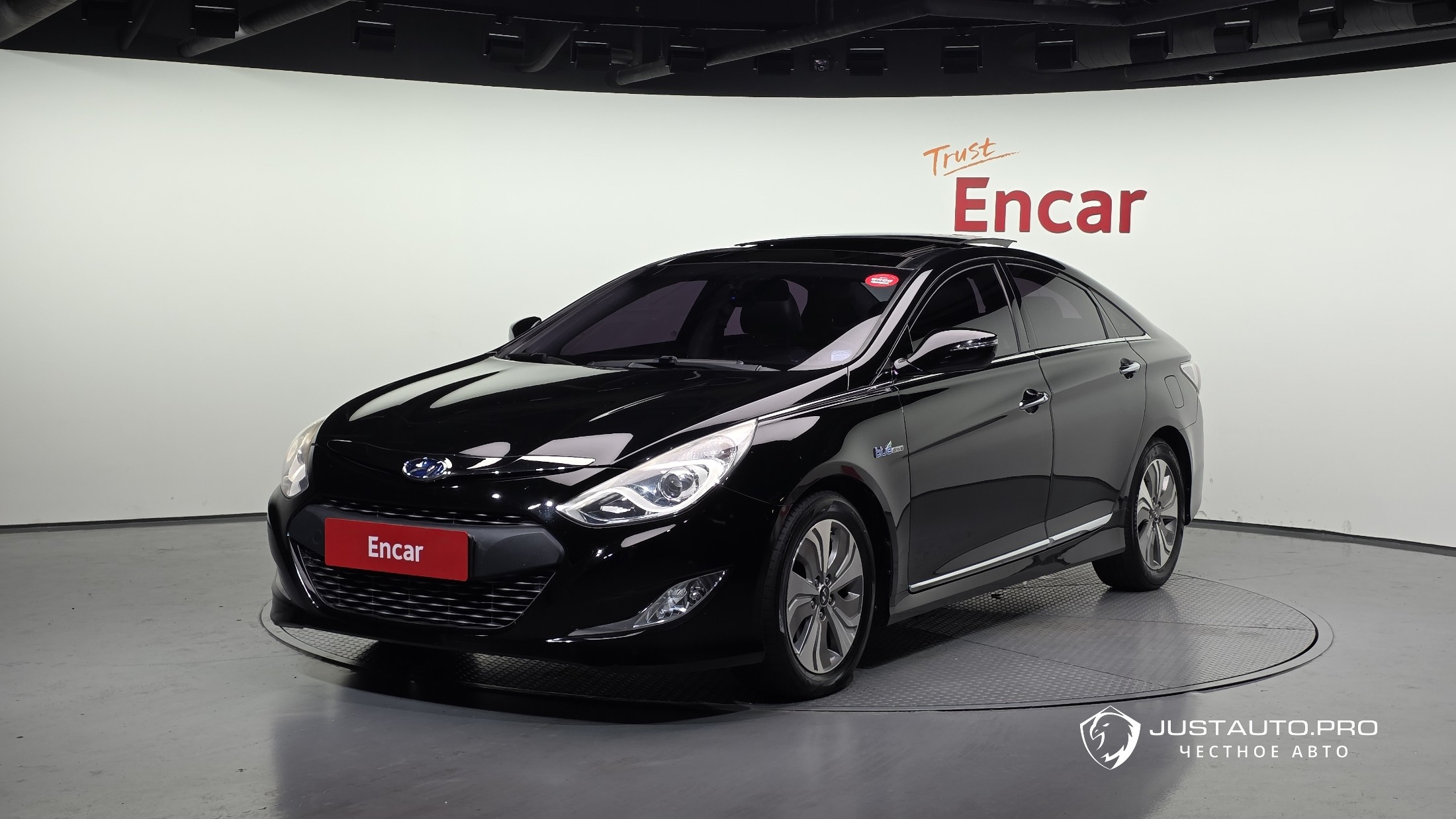 Автомобиль Hyundai Sonata