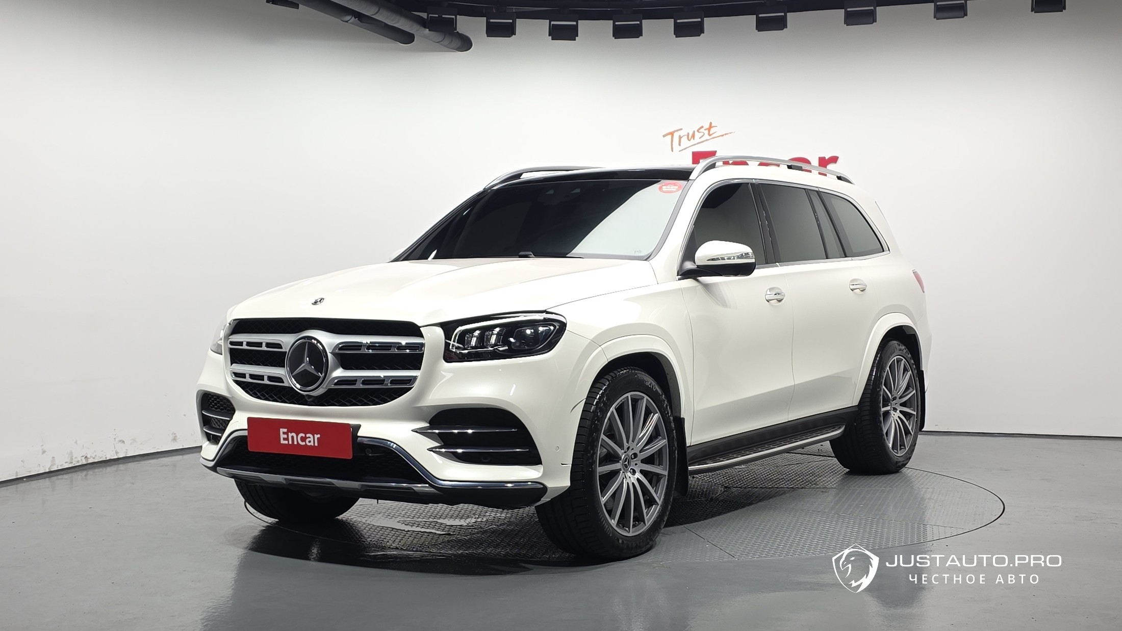 Автомобиль Mercedes-Benz GLS-Class