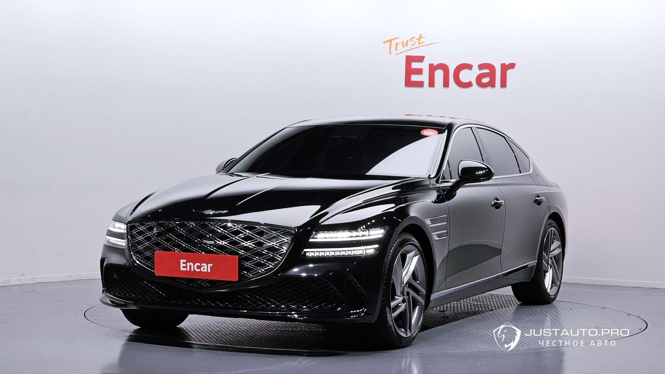 Автомобиль Genesis G80