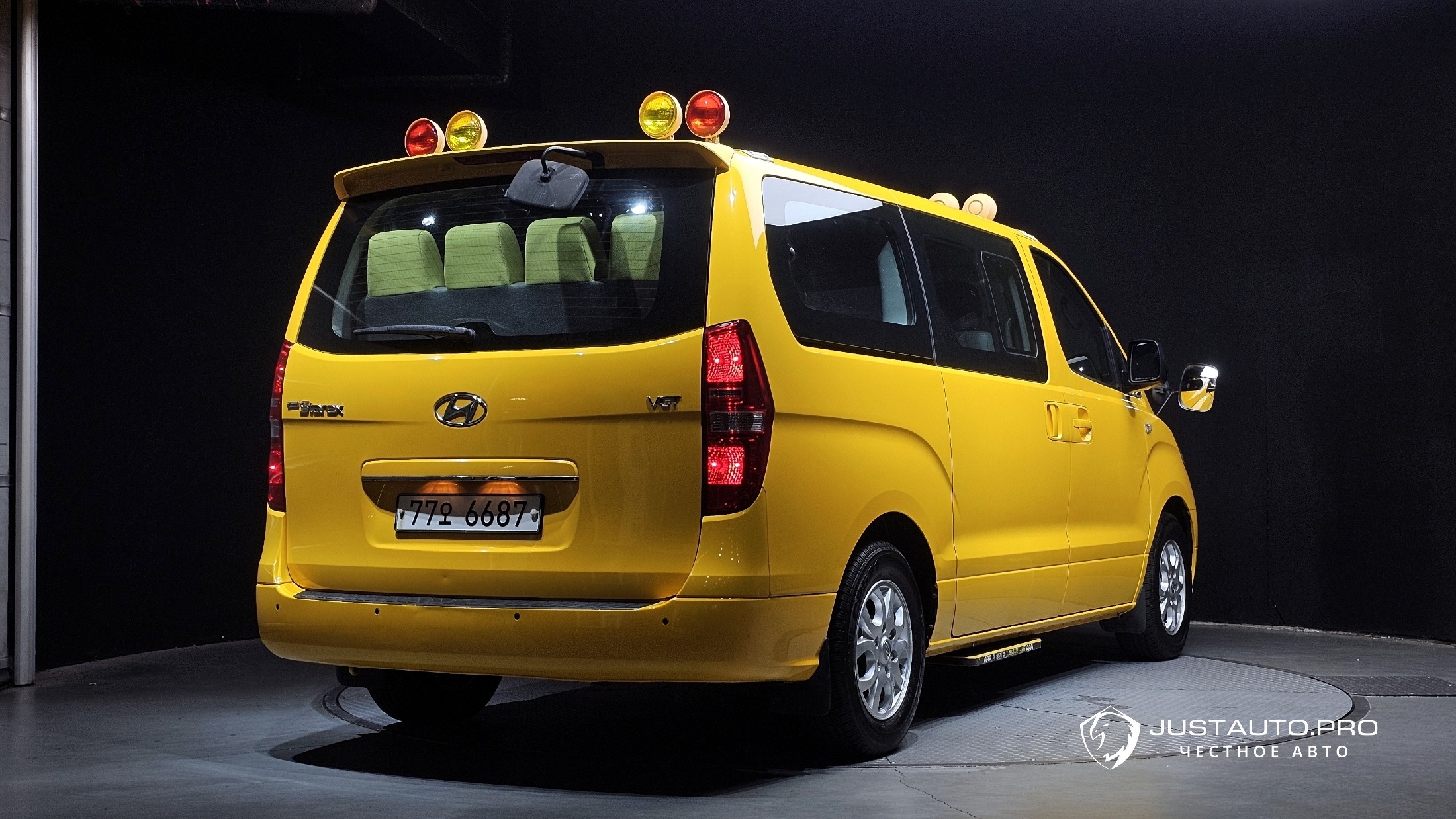 Автомобиль Hyundai Starex