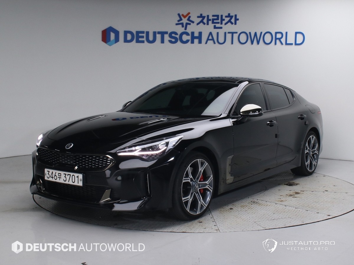 Автомобиль Kia Stinger