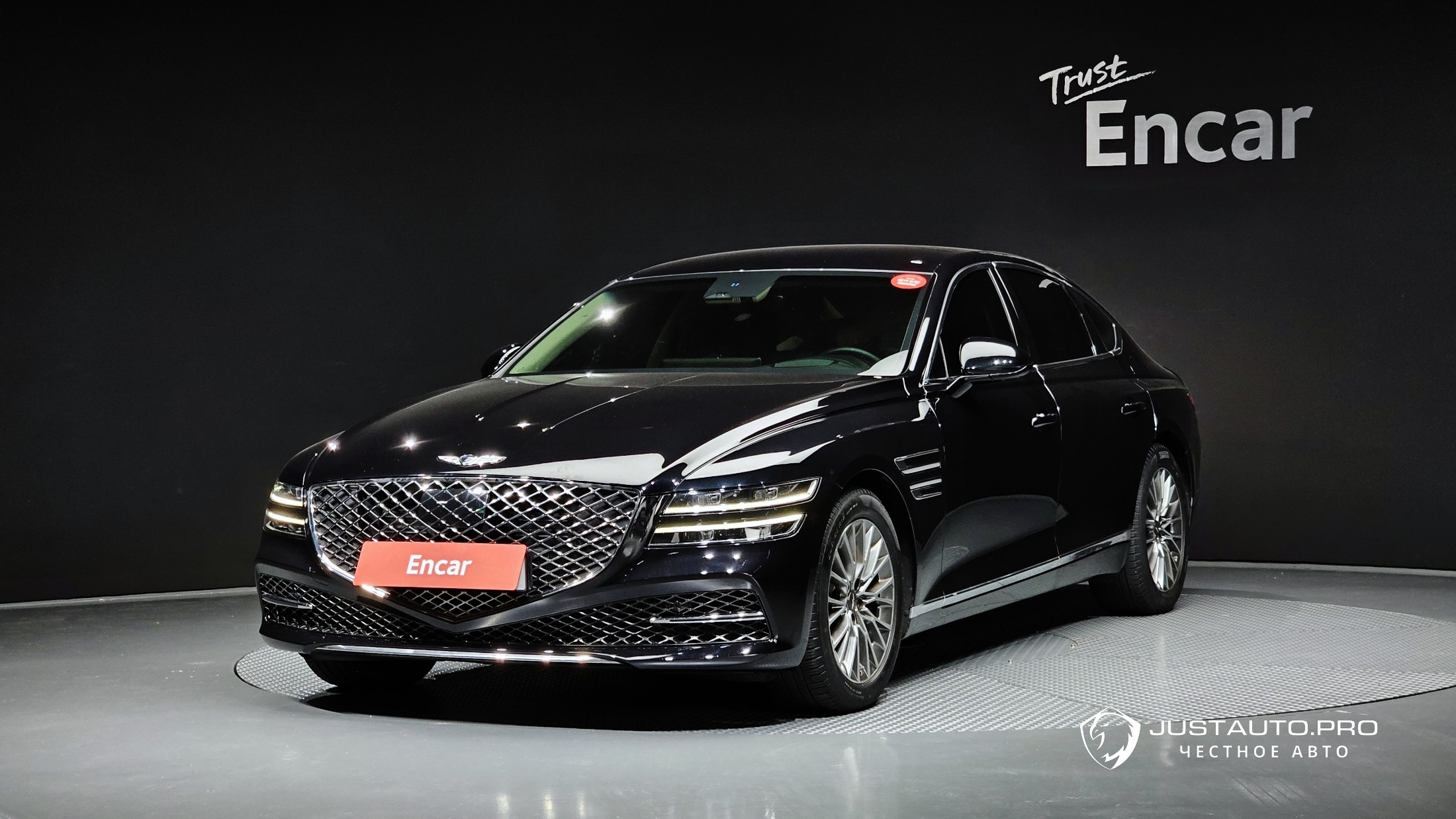 Автомобиль Genesis G80